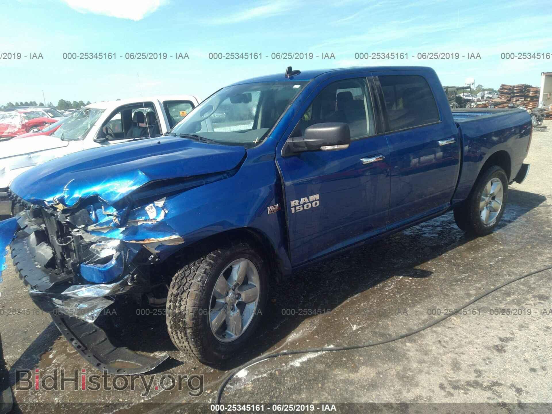 2017 RAM 1500 - VIN: 3C6RR7LT6HG746625 - Photo 2