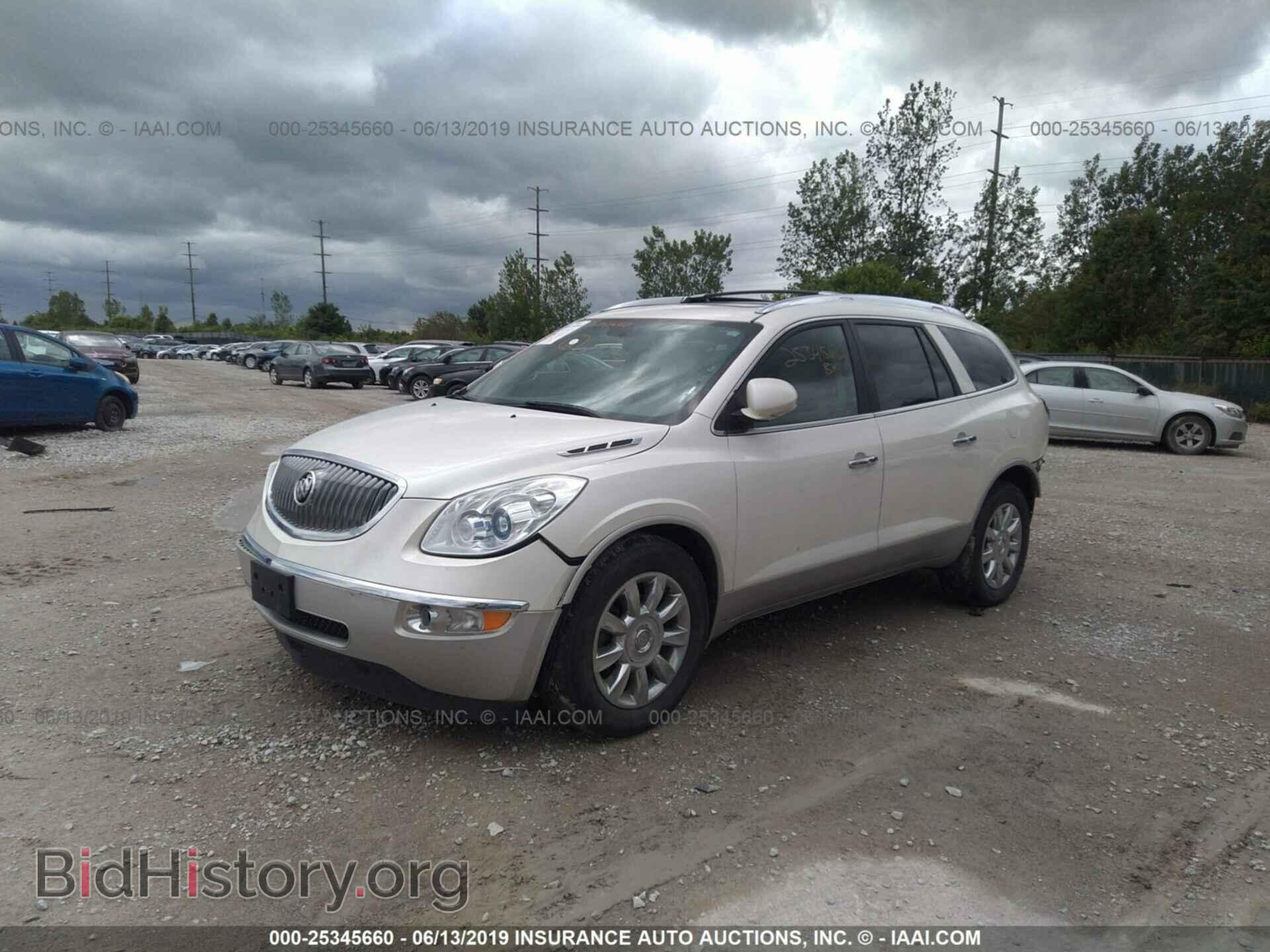 2012 BUICK ENCLAVE - VIN: 5GAKRCED1CJ262797 - Фото 2
