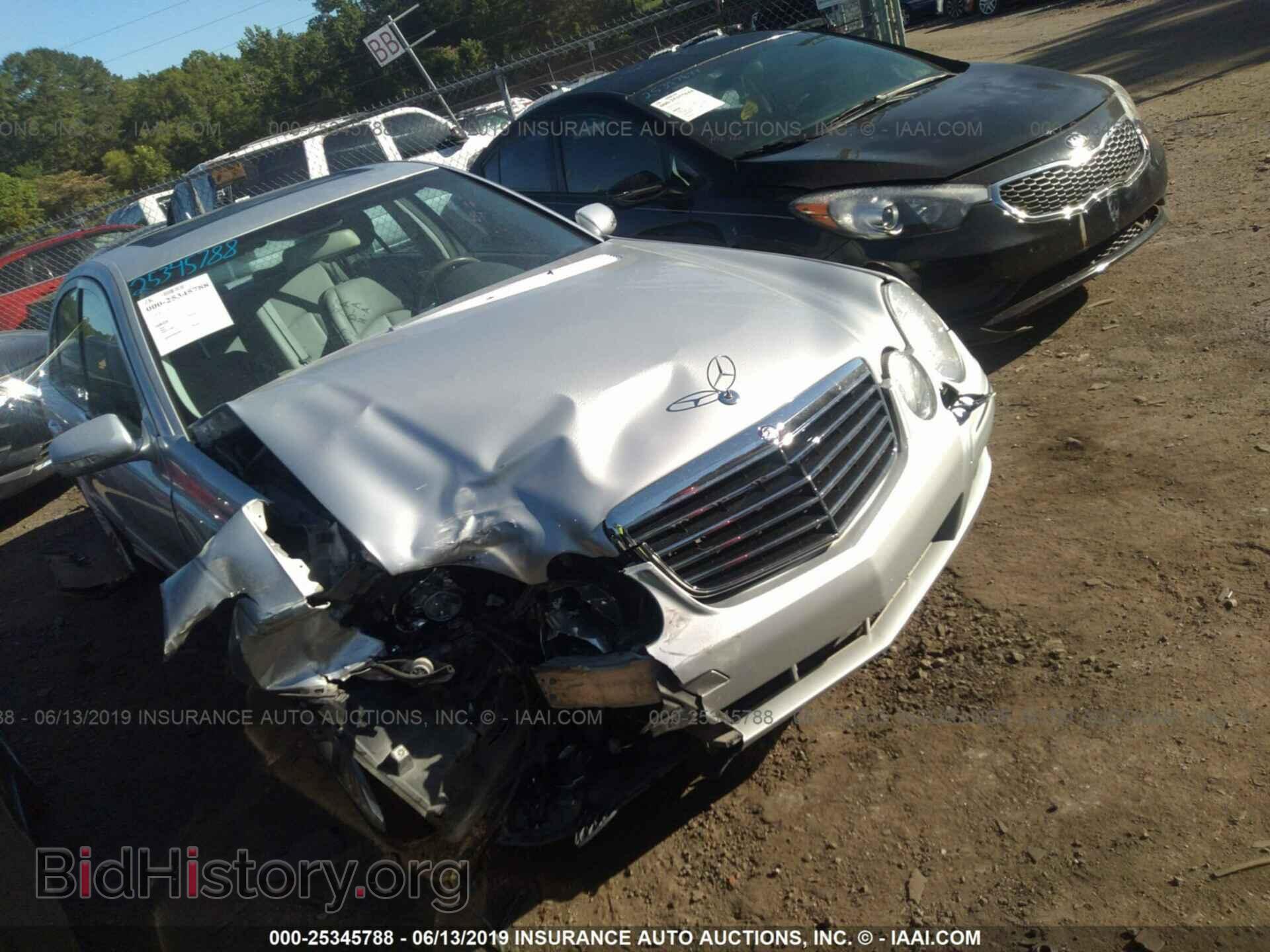 Photo WDBUF56XX8B284527 - MERCEDES-BENZ E 2008