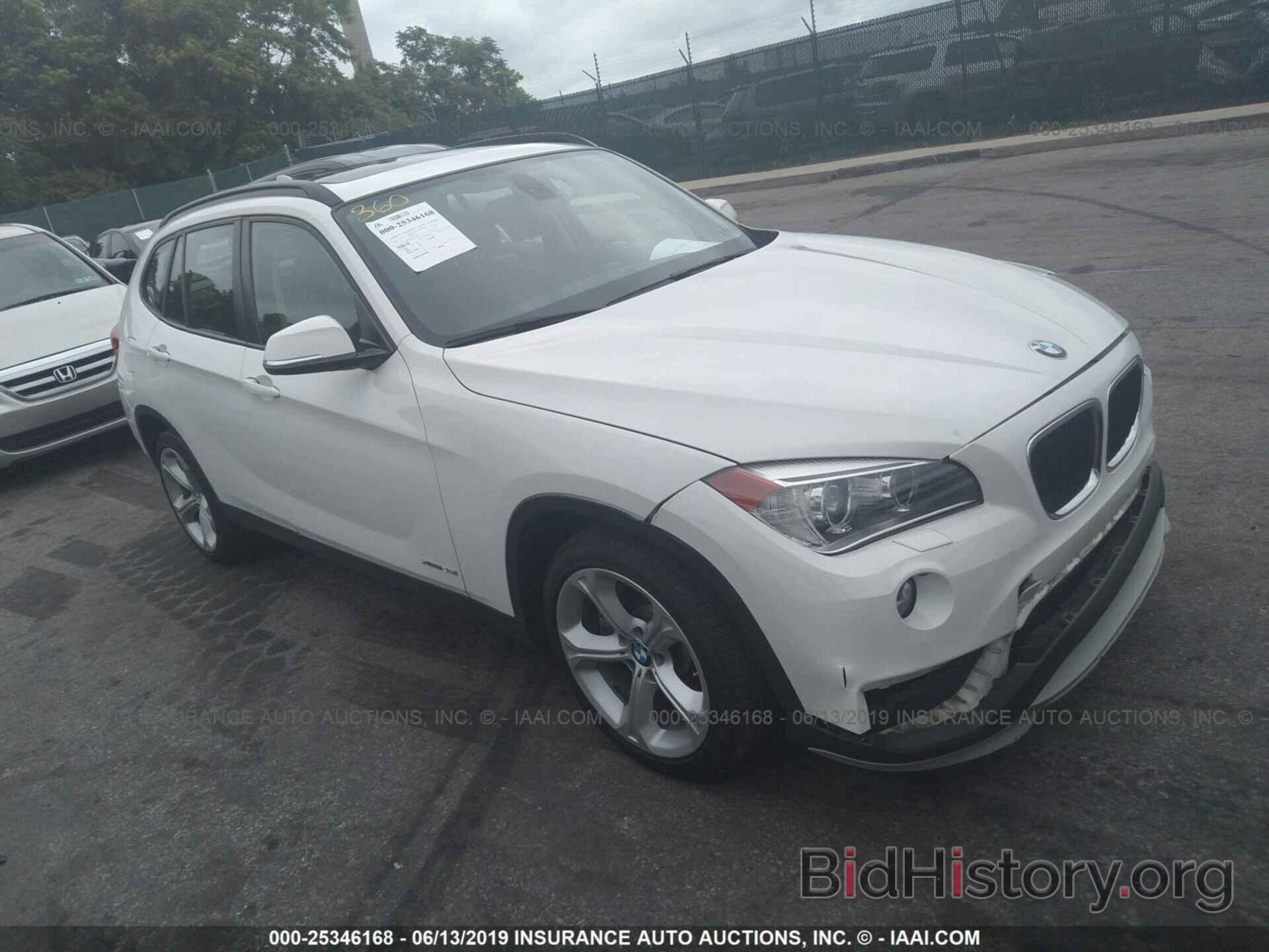 Фотография WBAVM5C50FVV95326 - BMW X1 2015