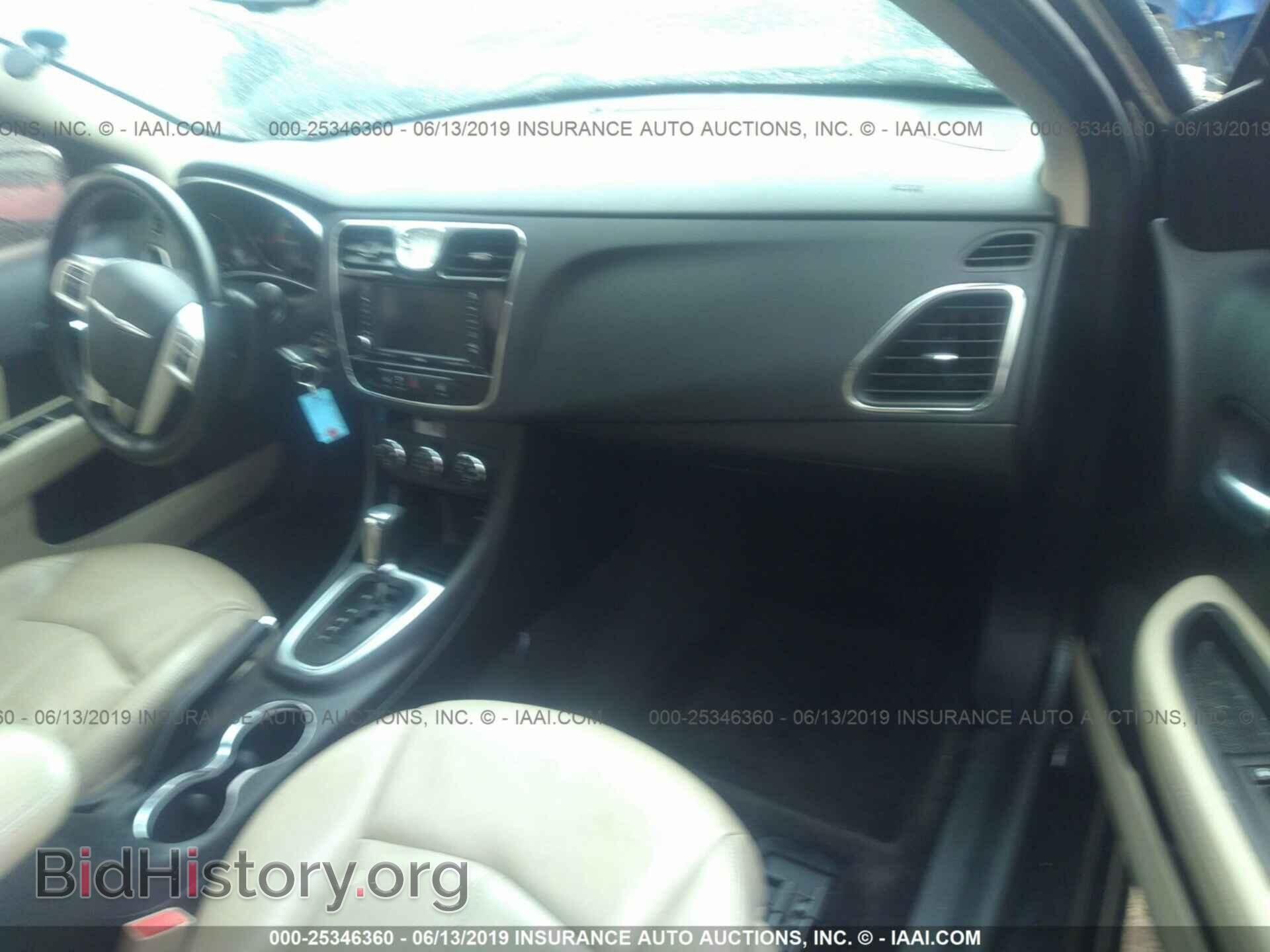 2011 CHRYSLER 200 - VIN: 1C3BC2FB8BN520445 - Фото 5