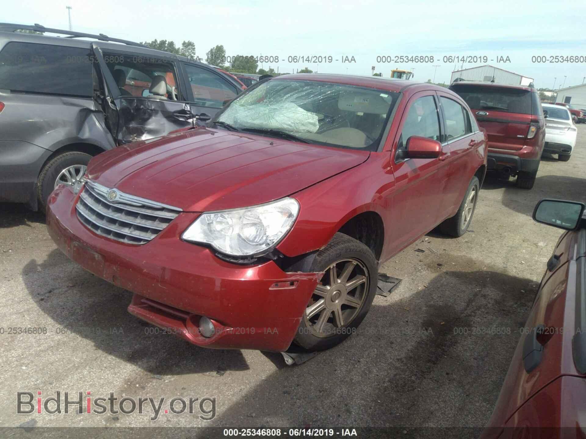 2009 CHRYSLER SEBRING - VIN: 1C3LC56V19N551904 - Фото 2
