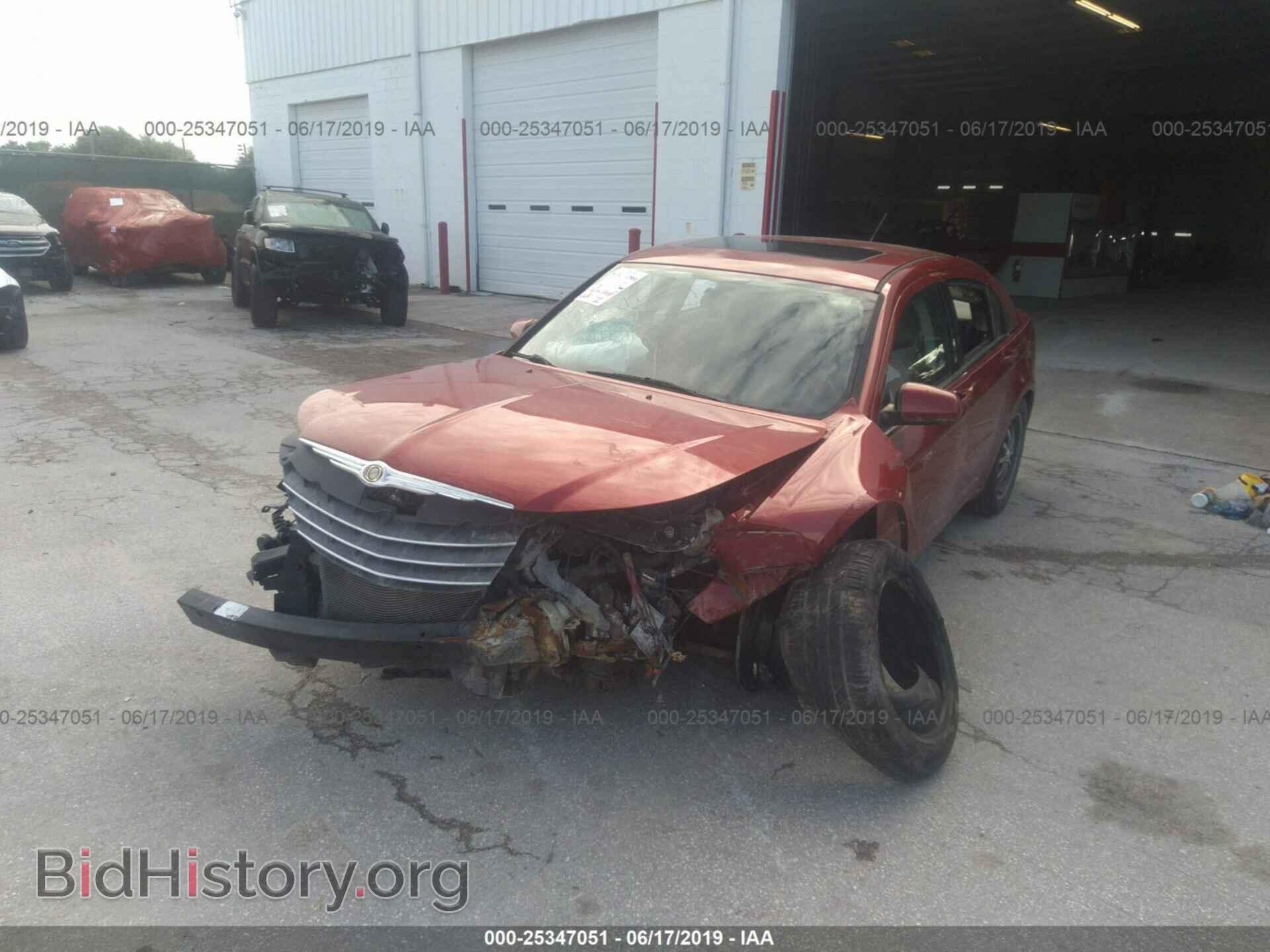 2010 CHRYSLER SEBRING - VIN: 1C3CC5FD4AN132716 - Фото 6
