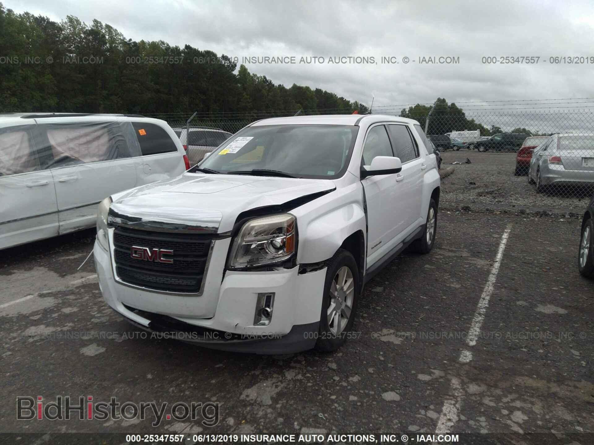 2011 GMC TERRAIN - VIN: 2CTALMEC2B6469045 - Photo 2