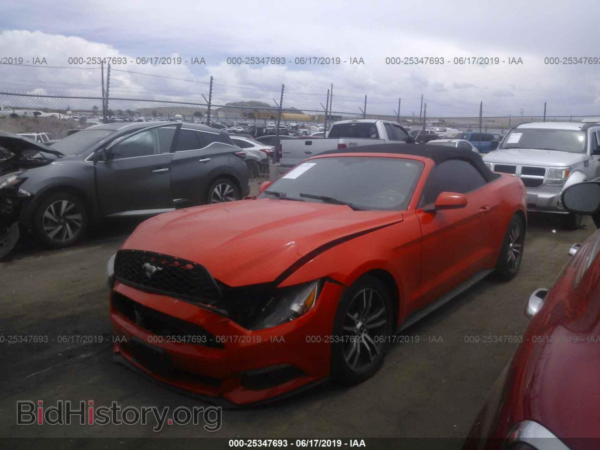2016 FORD MUSTANG - VIN: 1FATP8UHXG5216867 - Фото 2