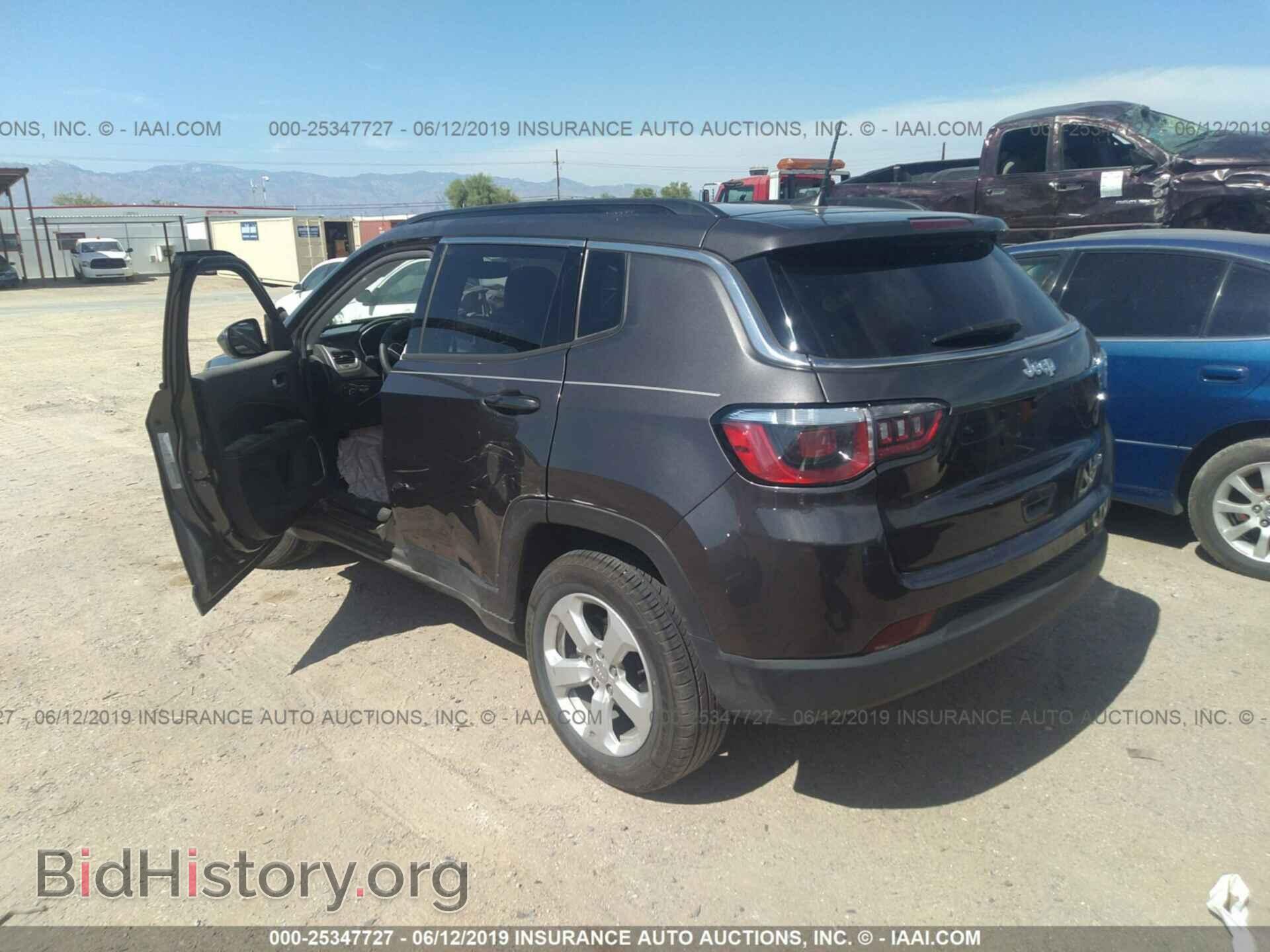 2018 JEEP COMPASS - VIN: 3C4NJCBB9JT240879 - Фото 3