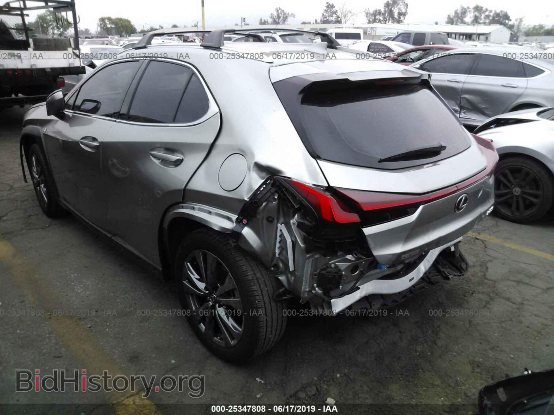 2019 LEXUS UX - VIN: JTHY3JBH9K2005576 - Photo 3