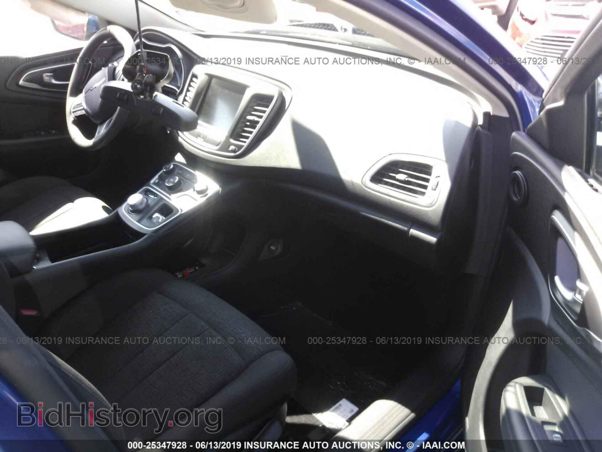 2016 CHRYSLER 200 - VIN: 1C3CCCAB4GN143301 - Фото 5