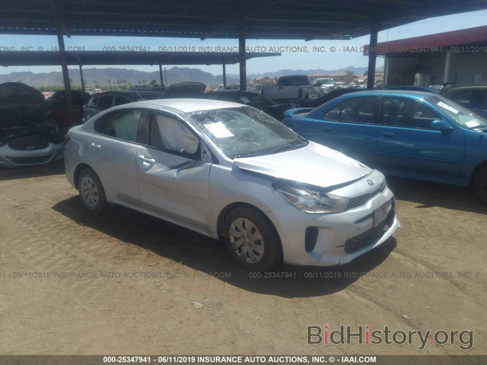 Photo 3KPA24AB1JE082433 - KIA RIO 2018