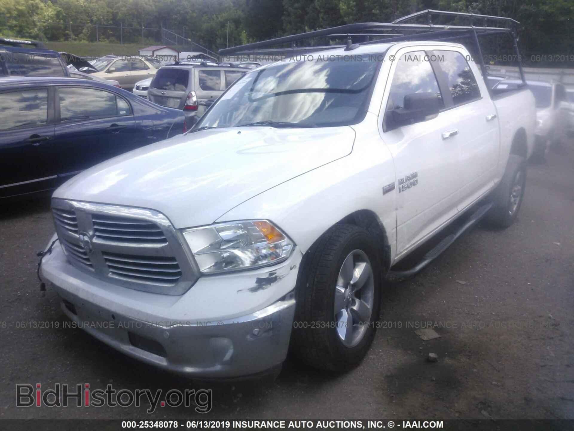 2017 RAM 1500 - VIN: 3C6RR7LT8HG505908 - Фото 2