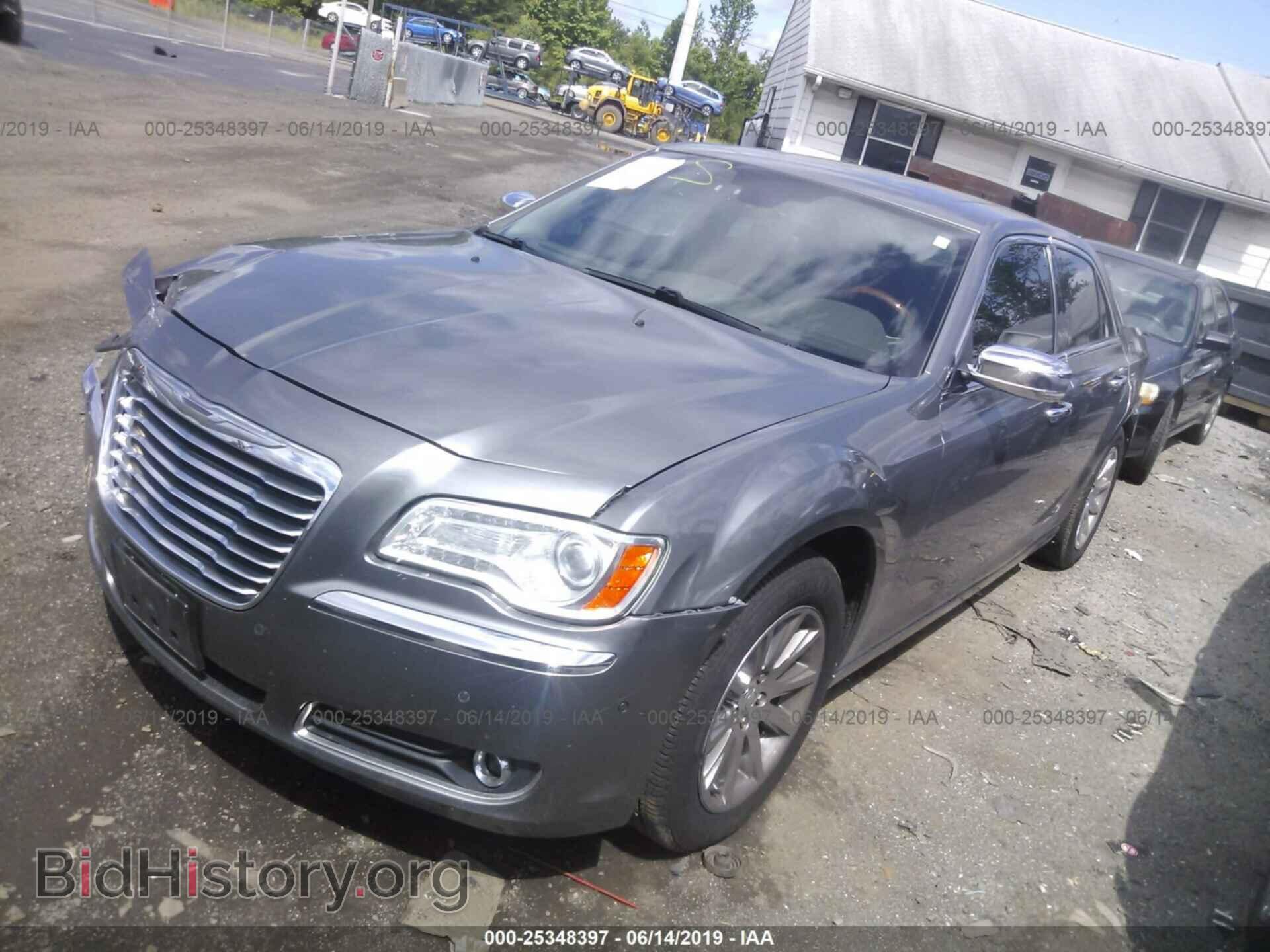 2011 CHRYSLER 300C - VIN: 2C3CA6CT8BH515110 - Фото 2