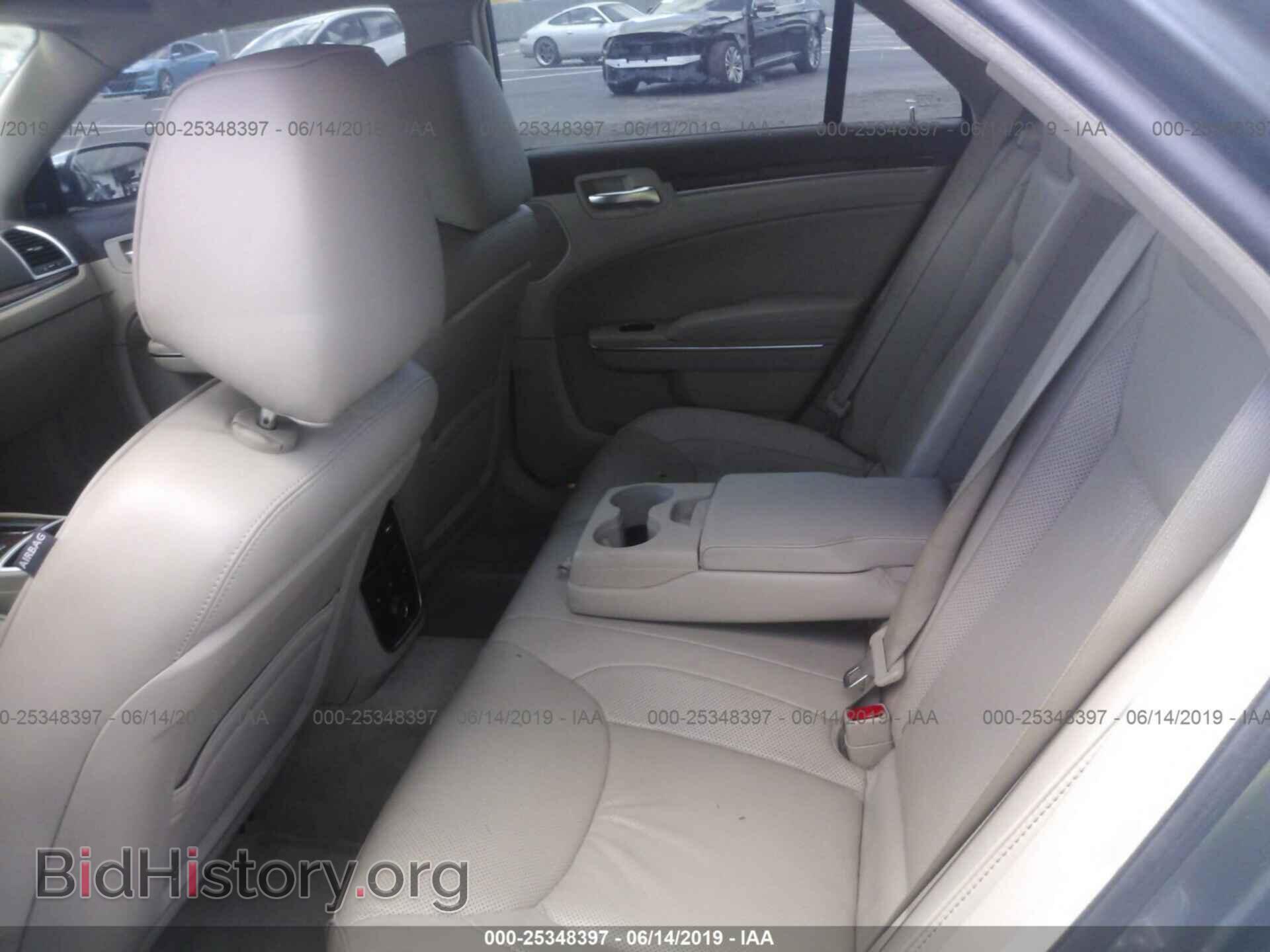 2011 CHRYSLER 300C - VIN: 2C3CA6CT8BH515110 - Фото 8