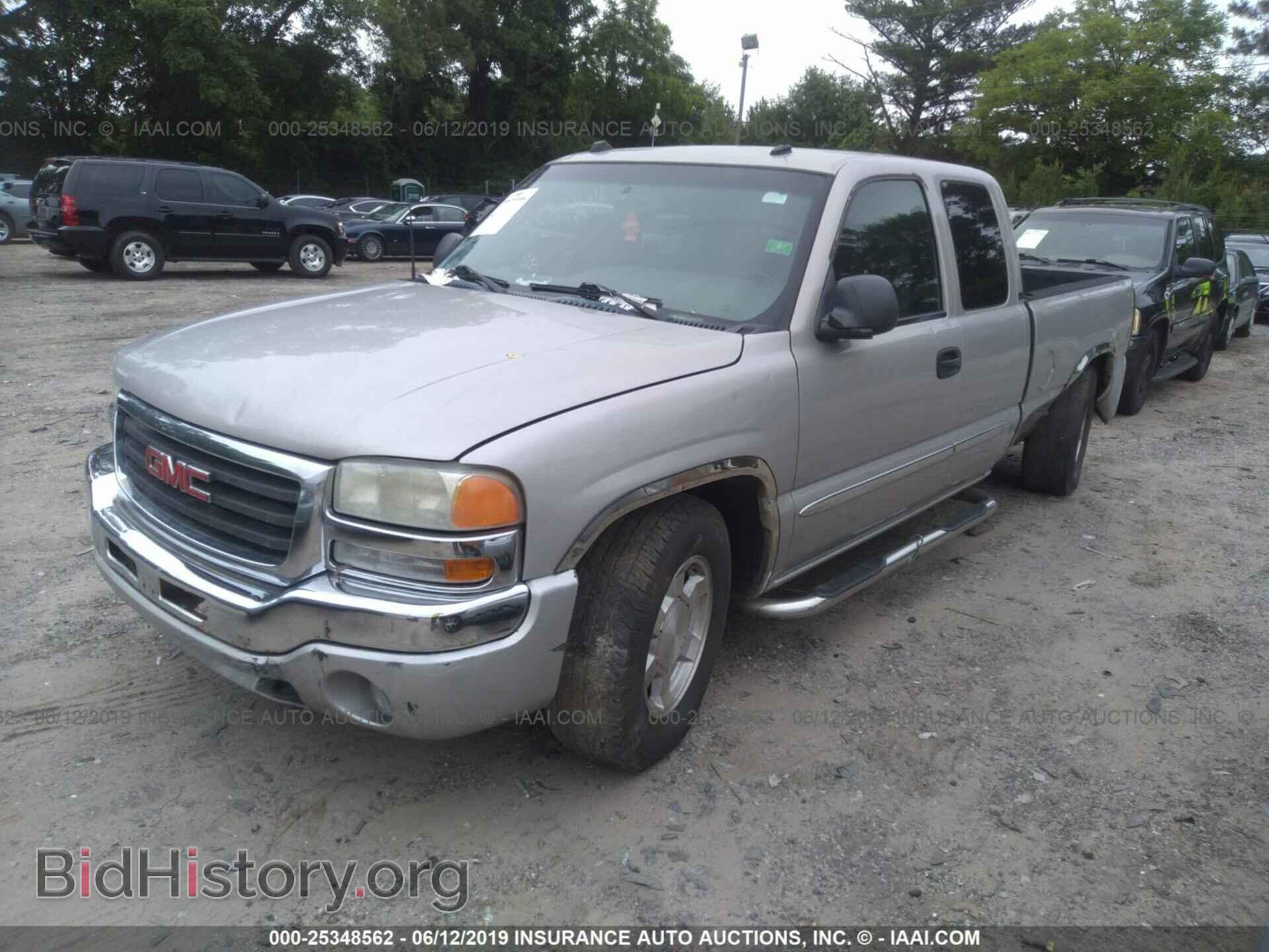 2004 GMC NEW SIERRA - VIN: 2GTEC19T341175109 - Фото 2