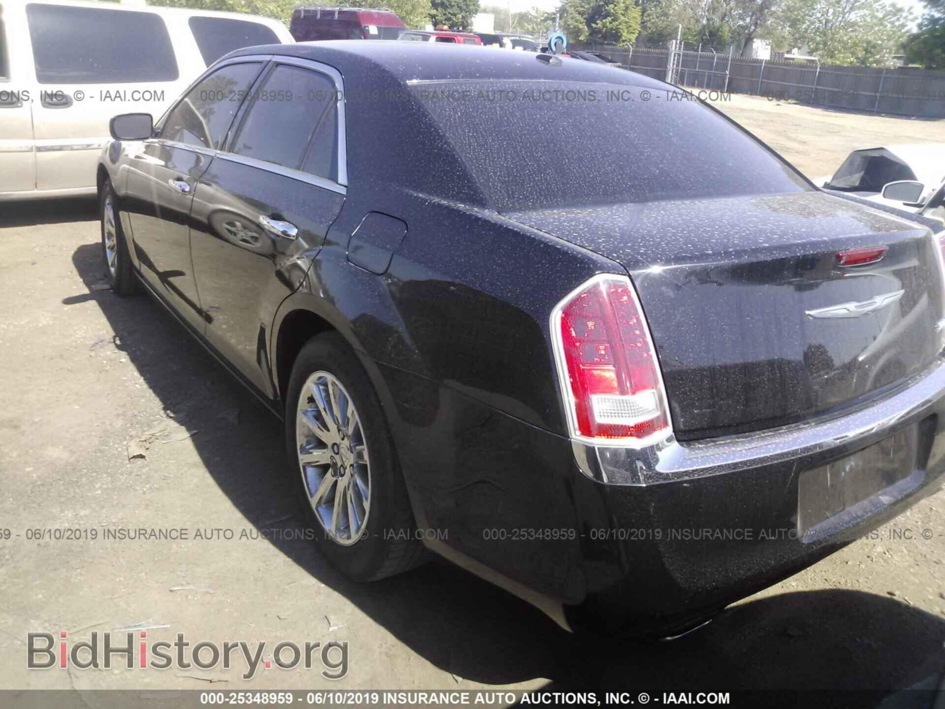 2012 CHRYSLER 300 - VIN: 2C3CCACG6CH308247 - Фото 3
