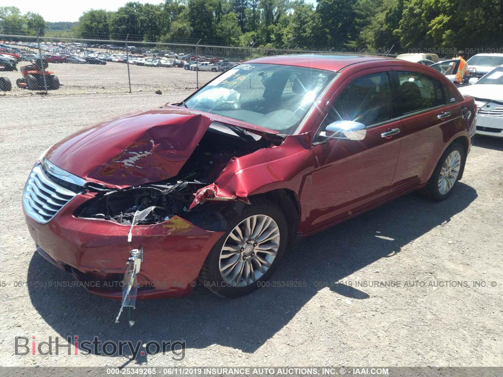 2012 CHRYSLER 200 - VIN: 1C3CCBCG2CN162054 - Фото 2