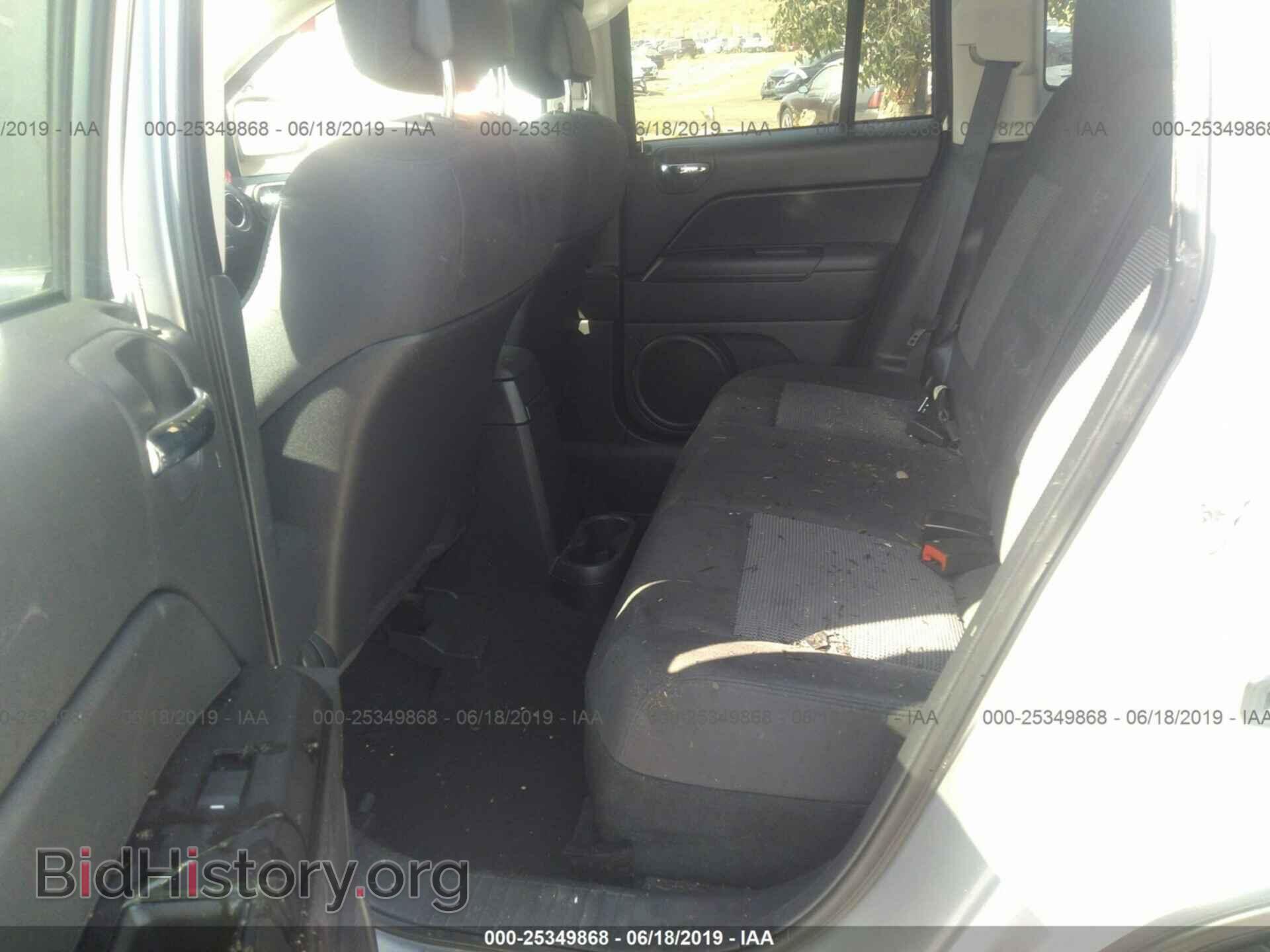 2011 JEEP COMPASS - VIN: 1J4NT1FAXBD139707 - Фото 8