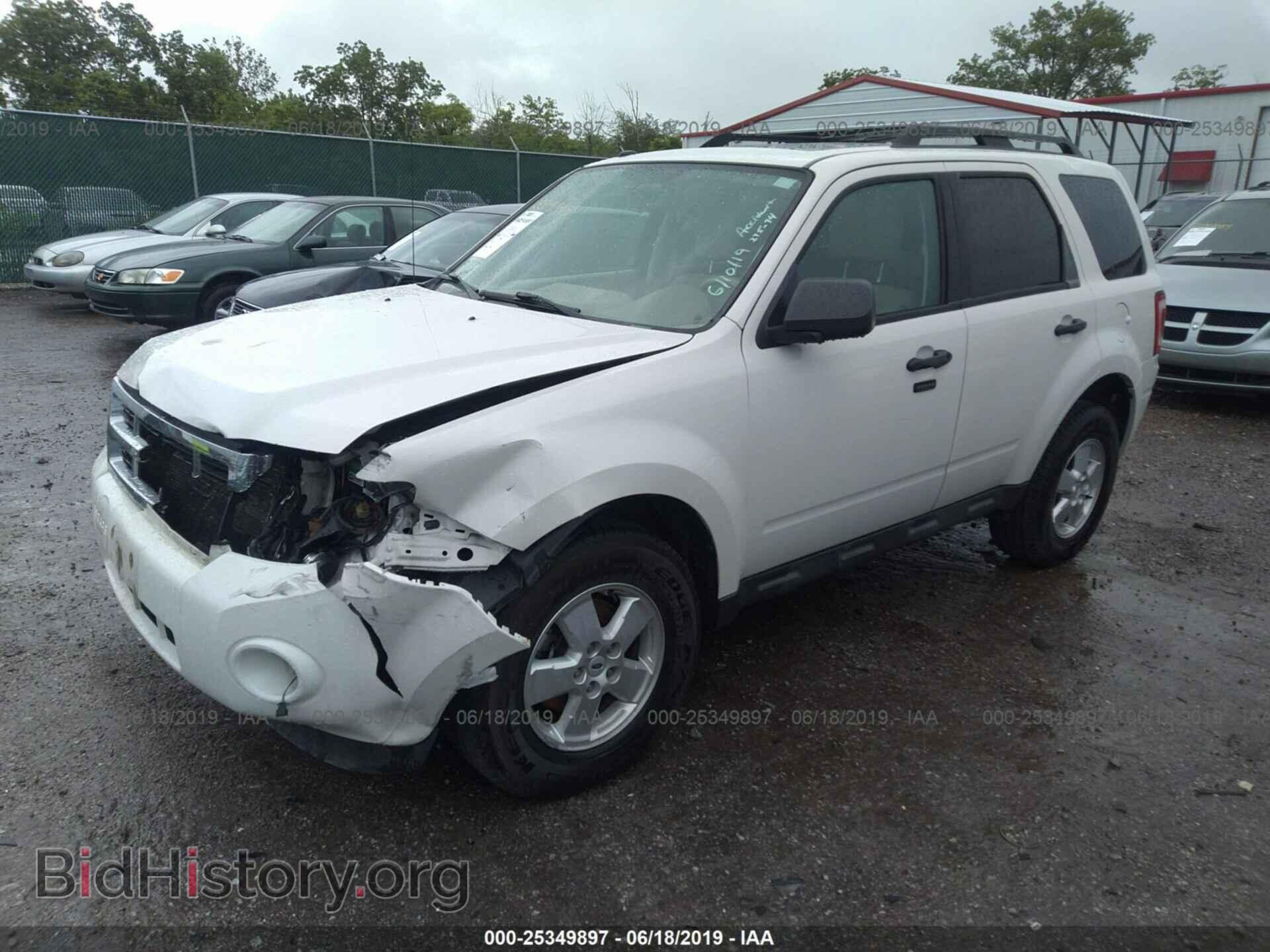 2009 FORD ESCAPE - VIN: 1FMCU03G59KA65482 - Фото 2