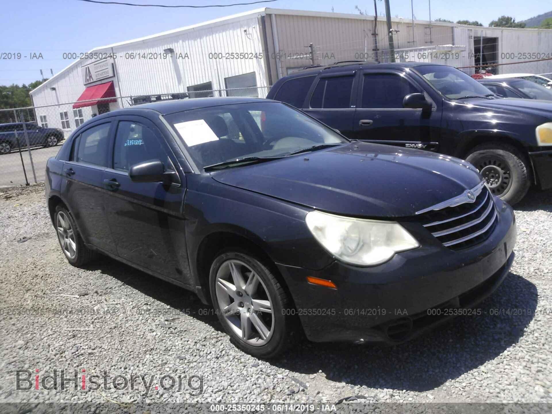 Photo 1C3CC4FB0AN212393 - CHRYSLER SEBRING 2010