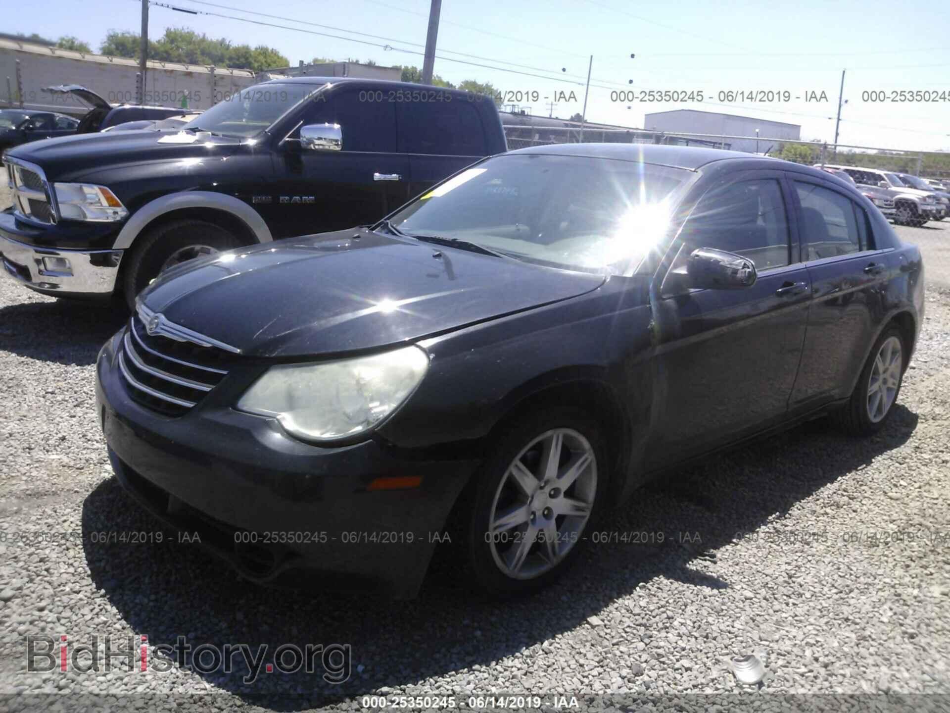 2010 CHRYSLER SEBRING - VIN: 1C3CC4FB0AN212393 - Фото 2