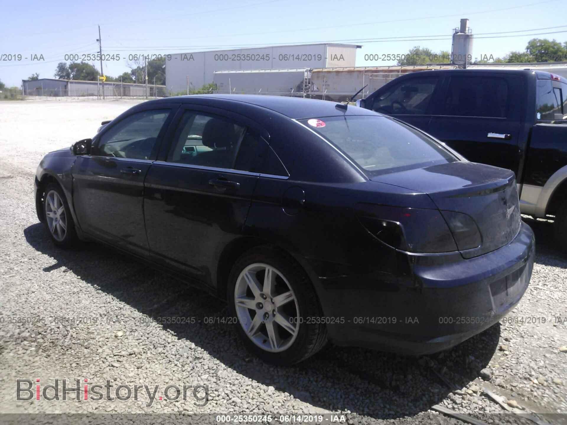 2010 CHRYSLER SEBRING - VIN: 1C3CC4FB0AN212393 - Фото 3