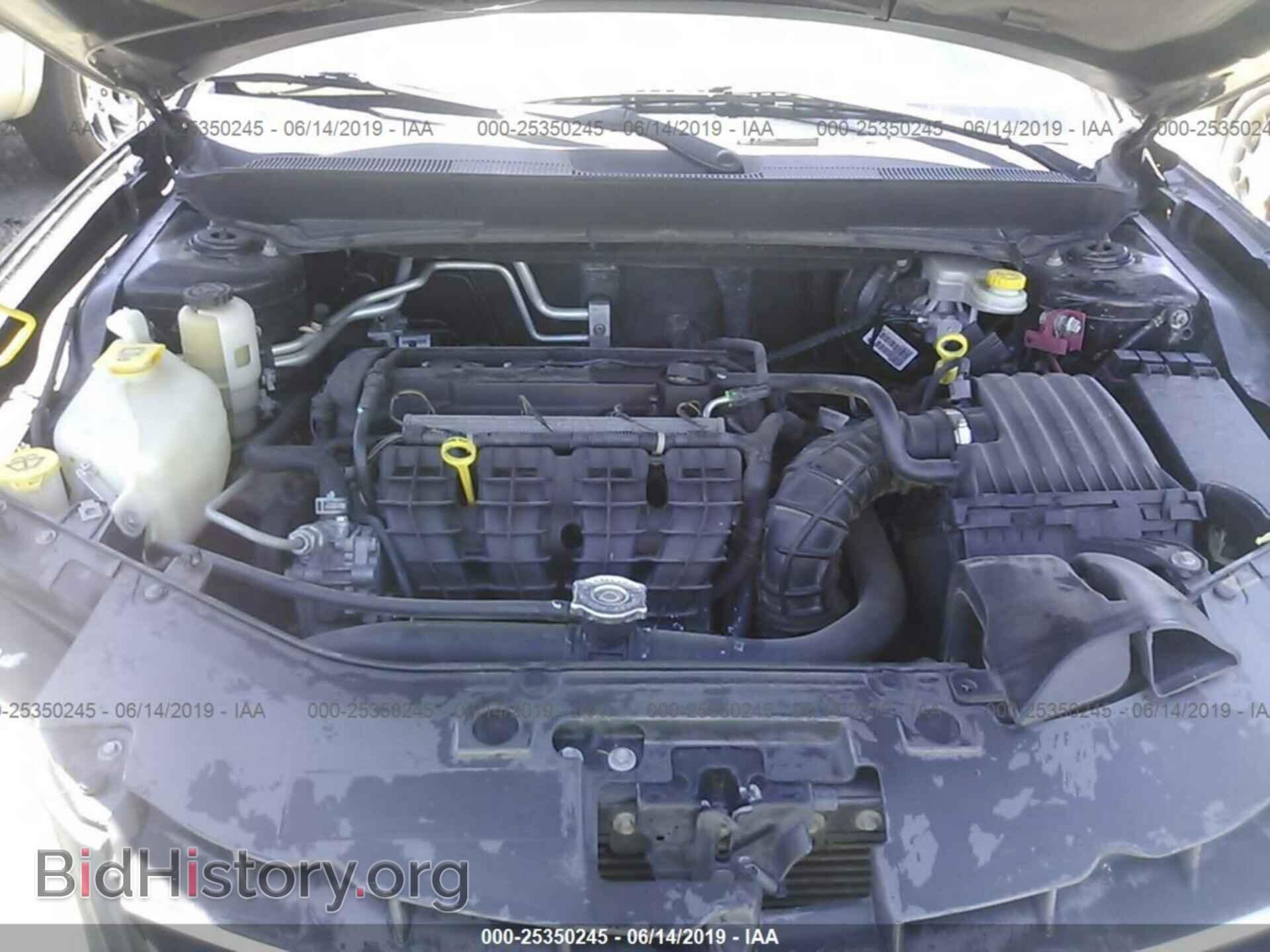 2010 CHRYSLER SEBRING - VIN: 1C3CC4FB0AN212393 - Фото 10