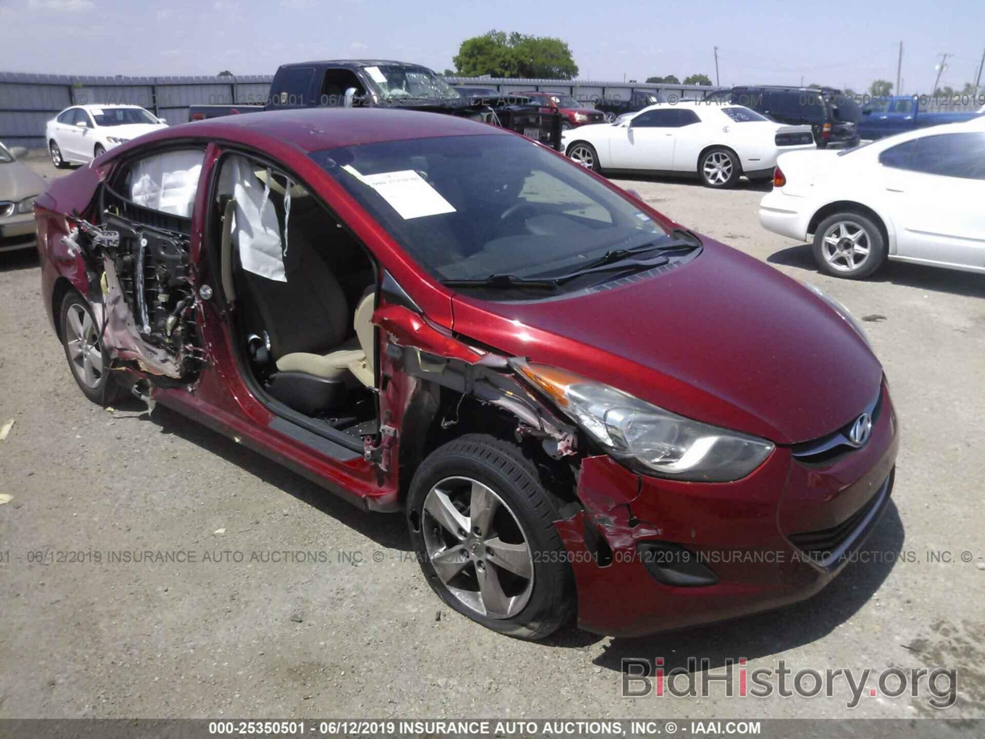 Photo KMHDH4AE3BU117722 - HYUNDAI ELANTRA 2011