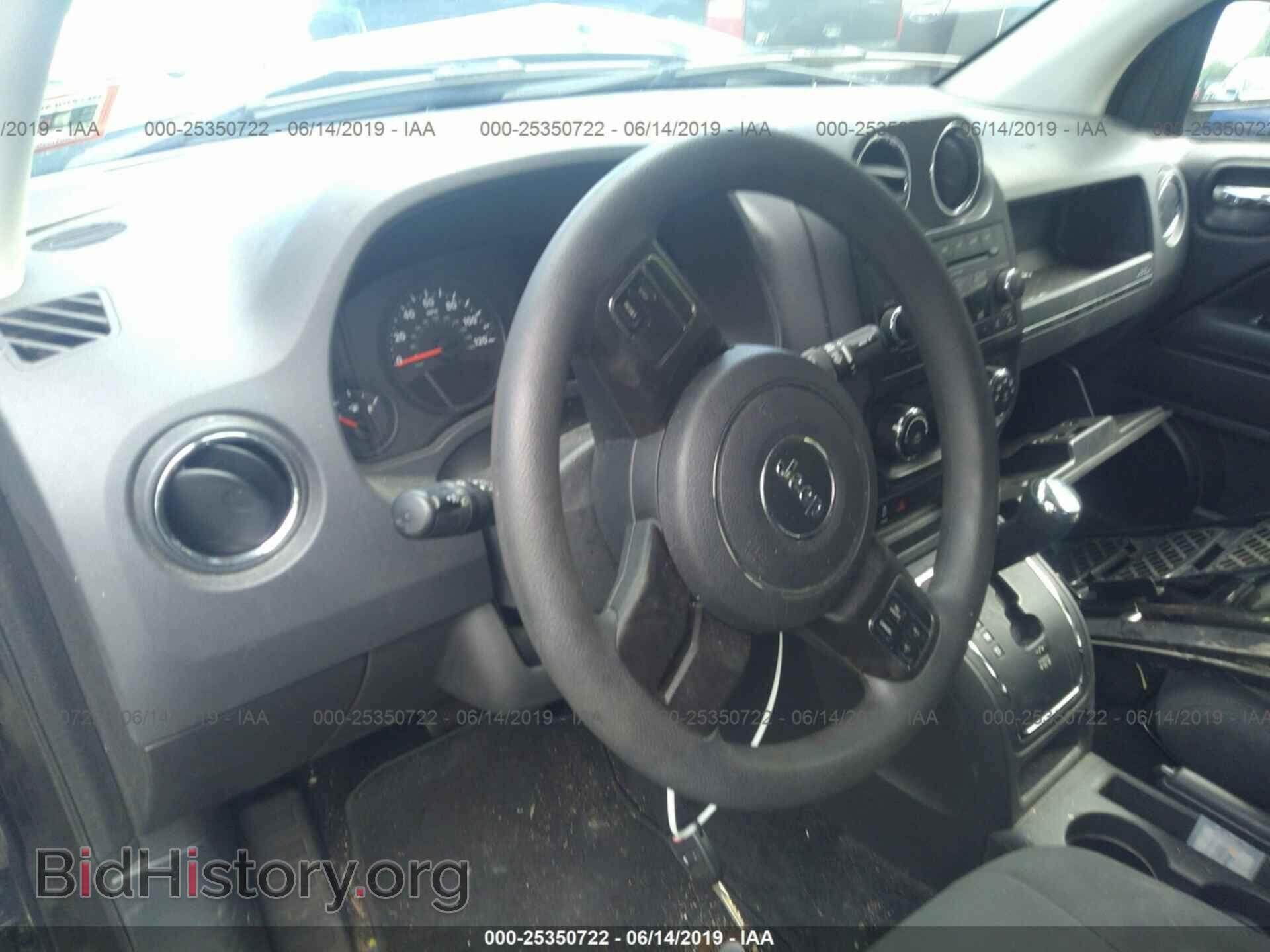 2012 JEEP COMPASS - VIN: 1C4NJDBB0CD637685 - Photo 5