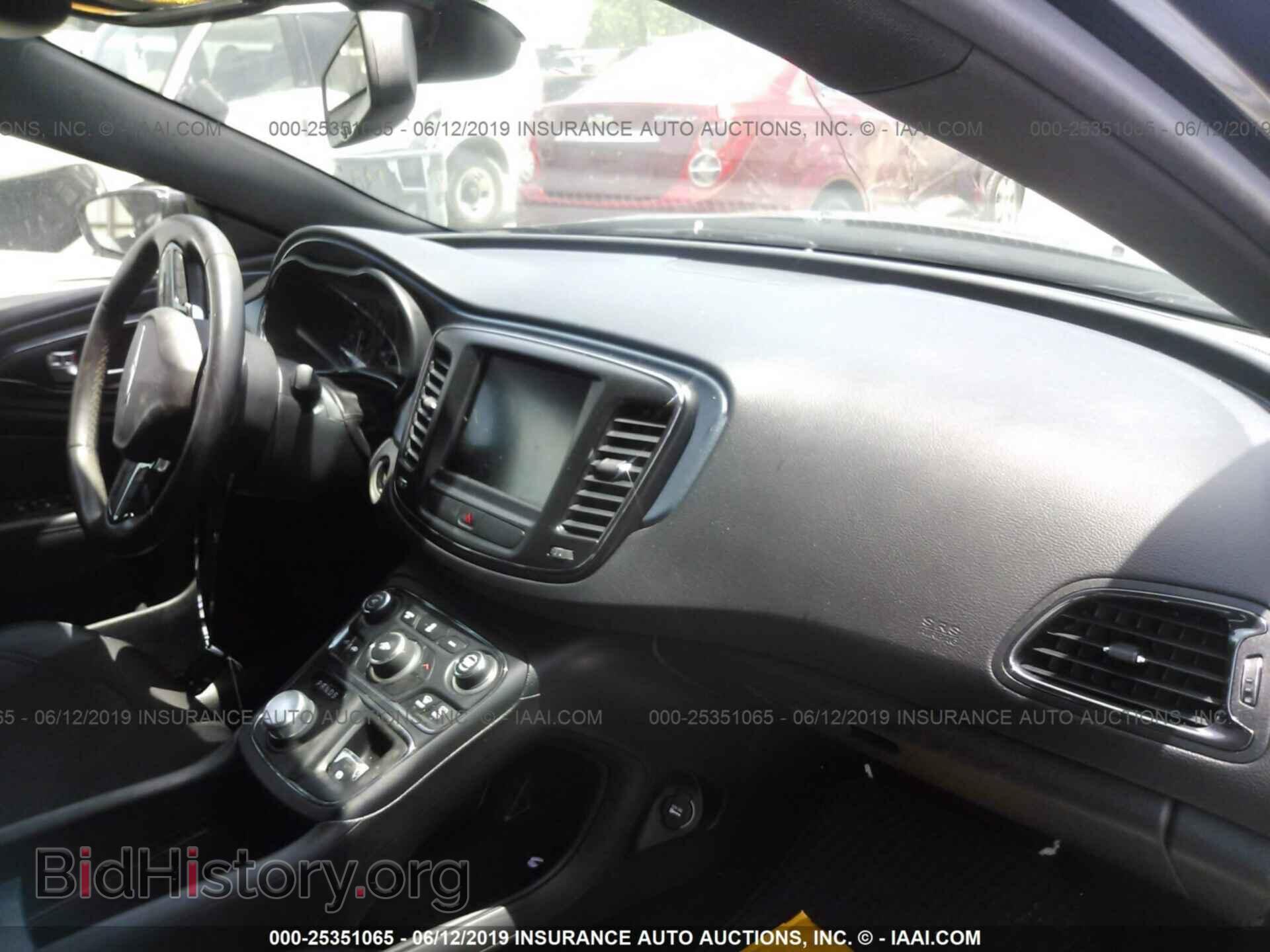 2016 CHRYSLER 200 - VIN: 1C3CCCBG5GN178584 - Photo 5