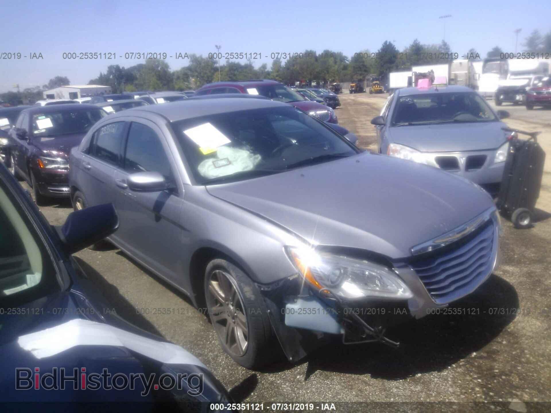 Photo 1C3CCBAB1DN647455 - CHRYSLER 200 2013