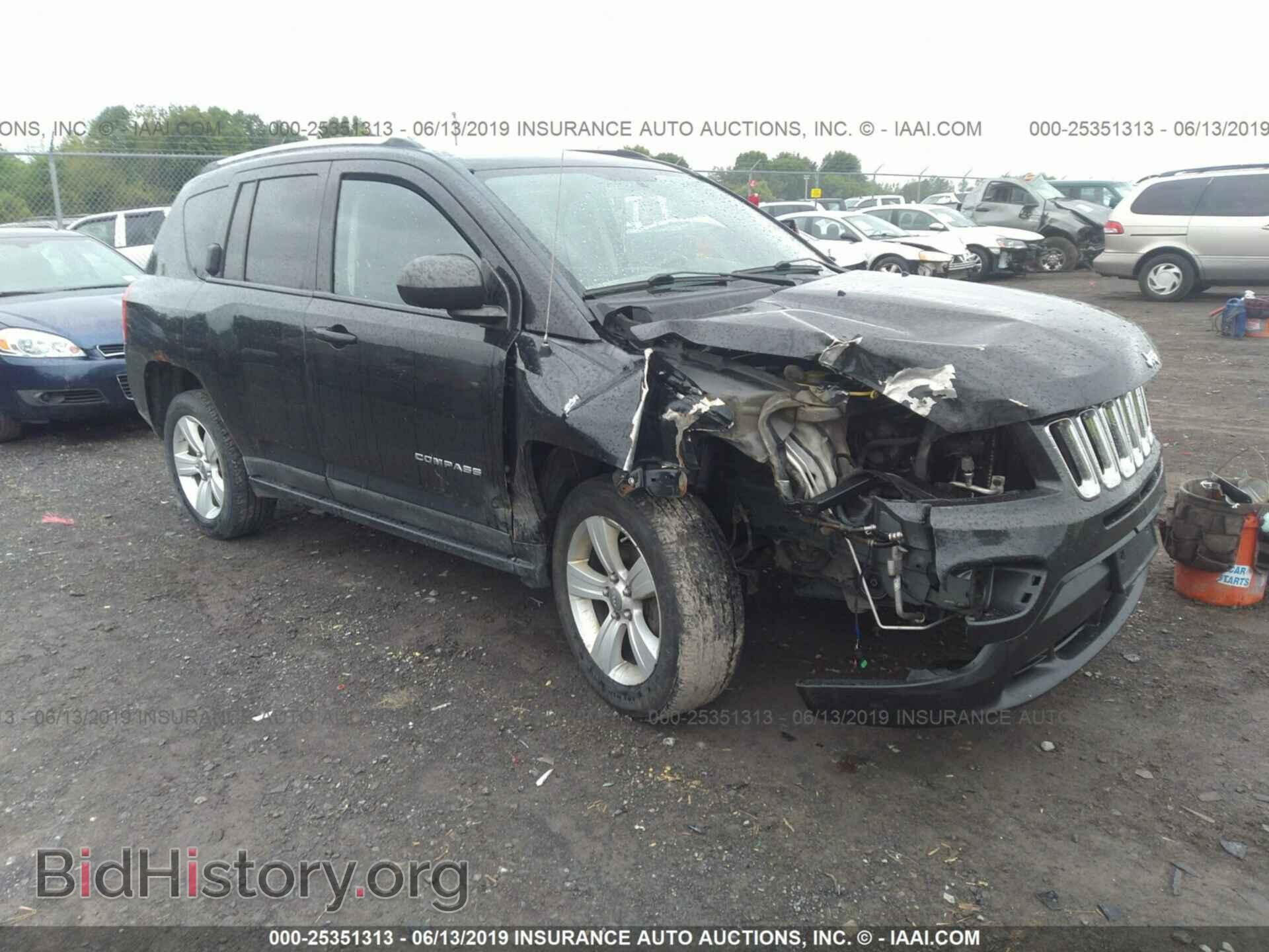 Фотография 1J4NT1FA7BD138028 - JEEP COMPASS 2011