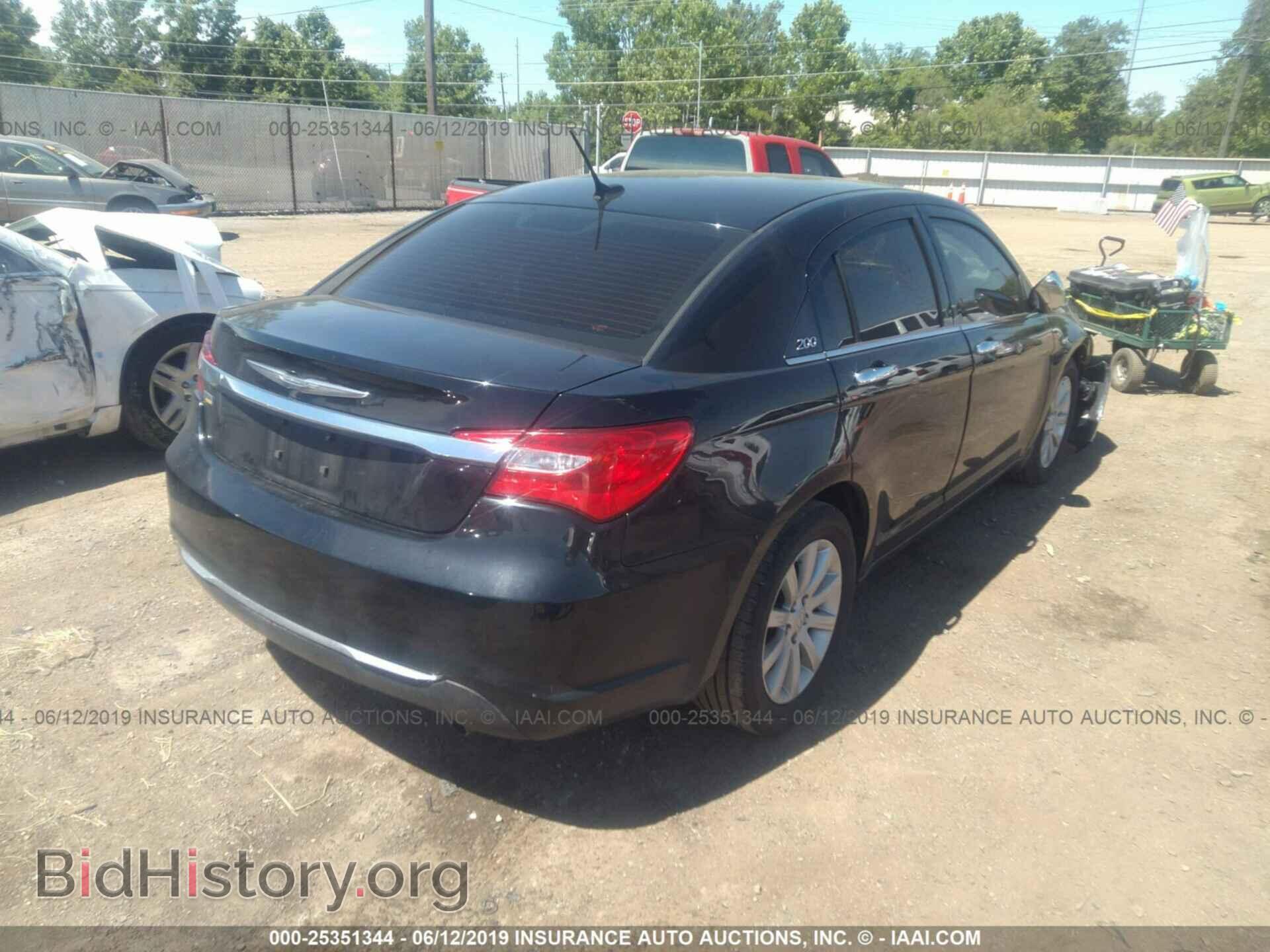 2013 CHRYSLER 200 - VIN: 1C3CCBCG7DN559924 - Photo 4