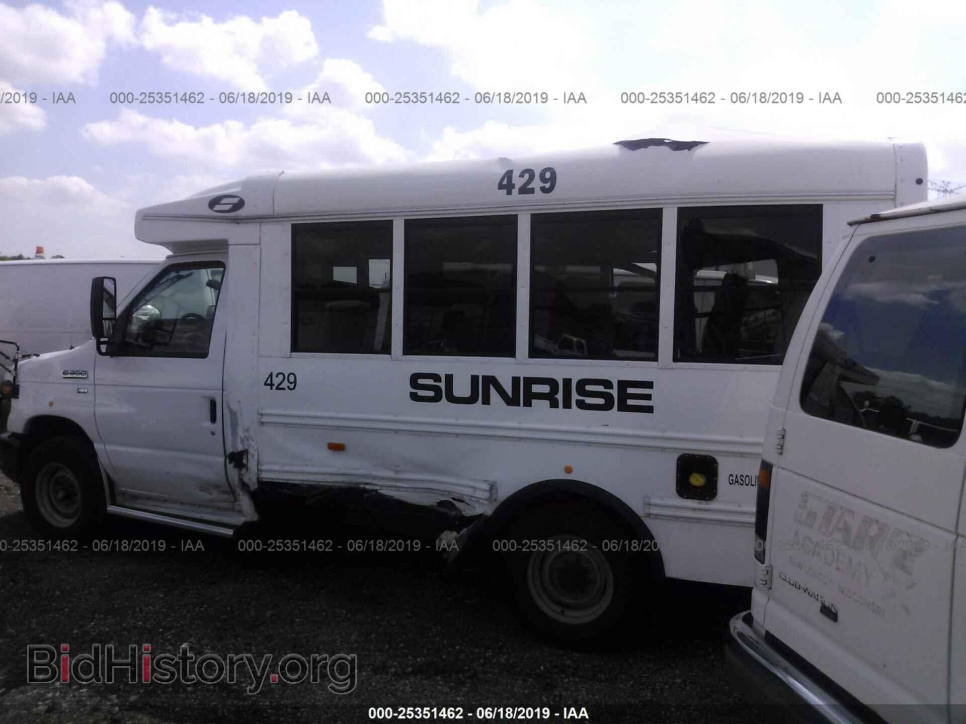 2015 FORD ECONOLINE - VIN: 1FDEE3FL6FDA23922 - Фото 3