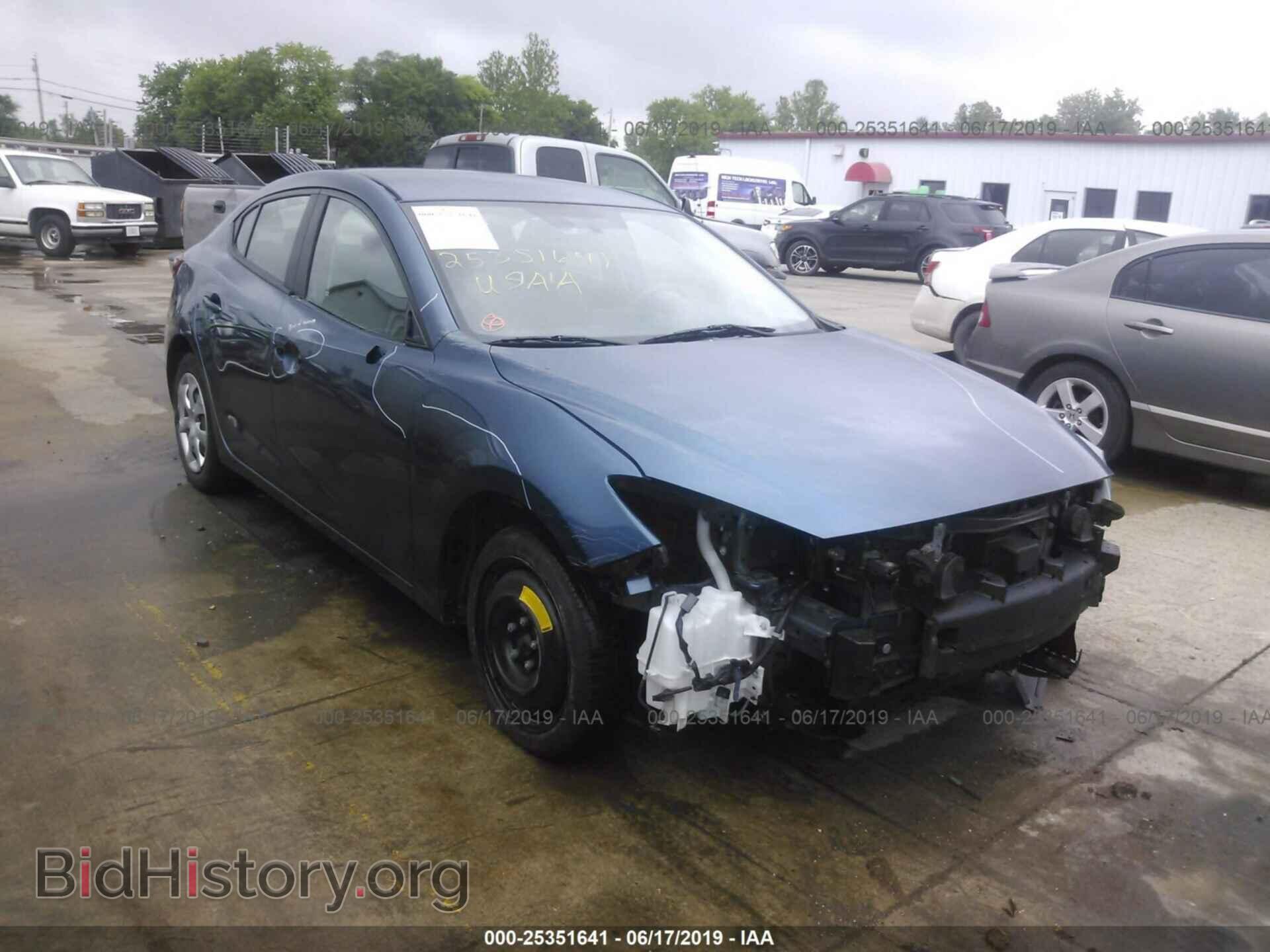 Фотография 3MZBN1U73HM156448 - MAZDA 3 2017