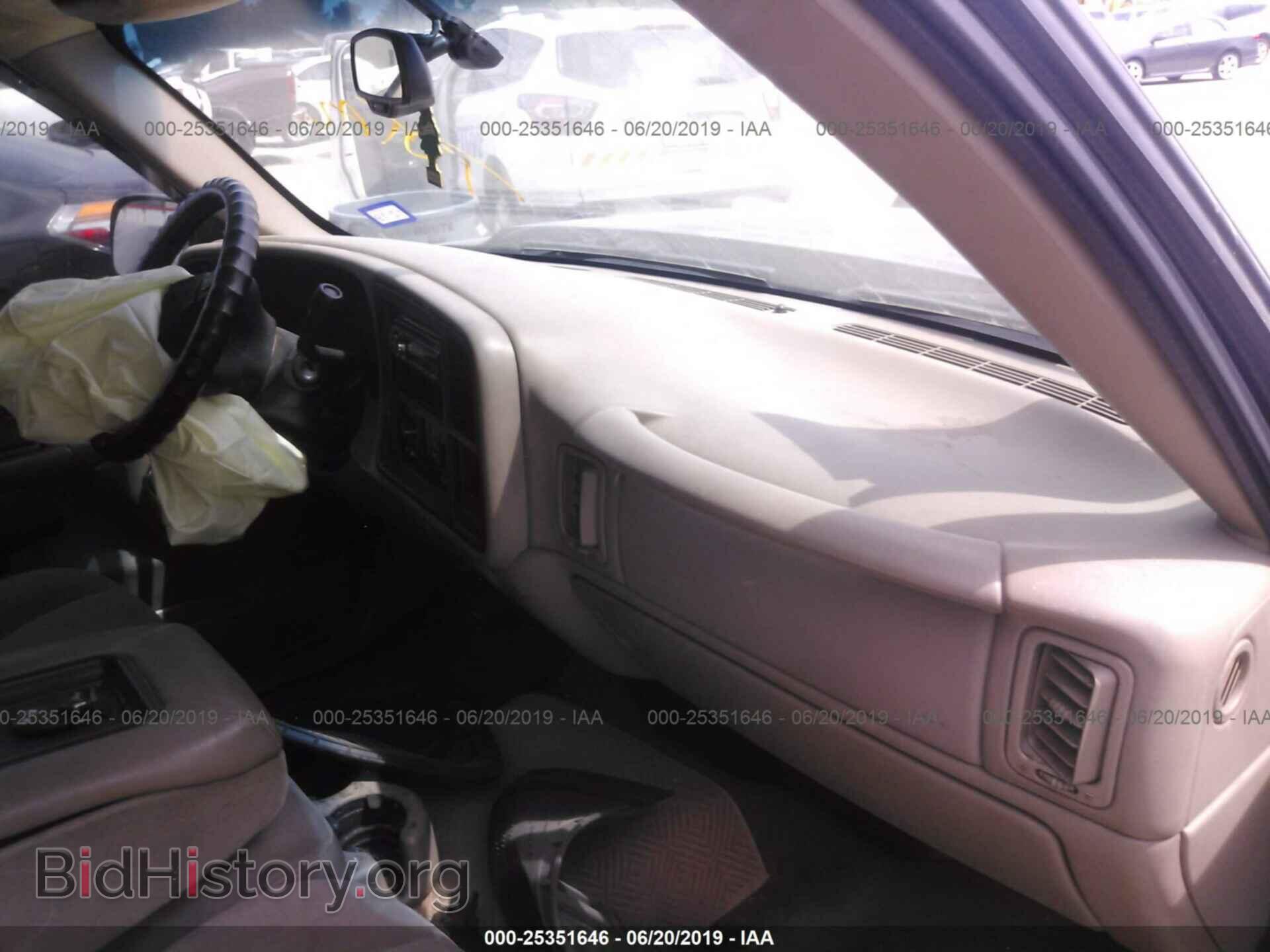 2006 CHEVROLET SILVERADO - VIN: 2GCEC19V561147378 - Фото 5