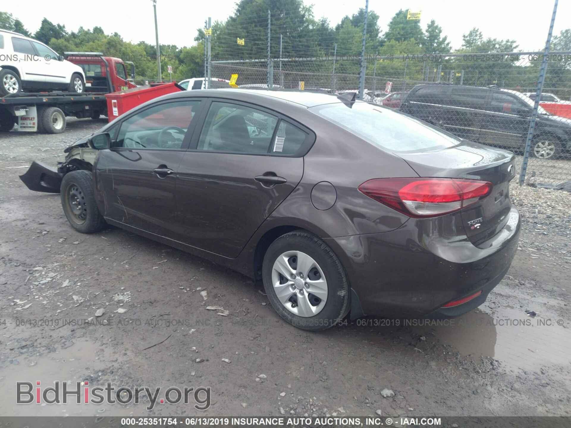 2017 KIA FORTE - VIN: 3KPFL4A70HE039145 - Фото 3