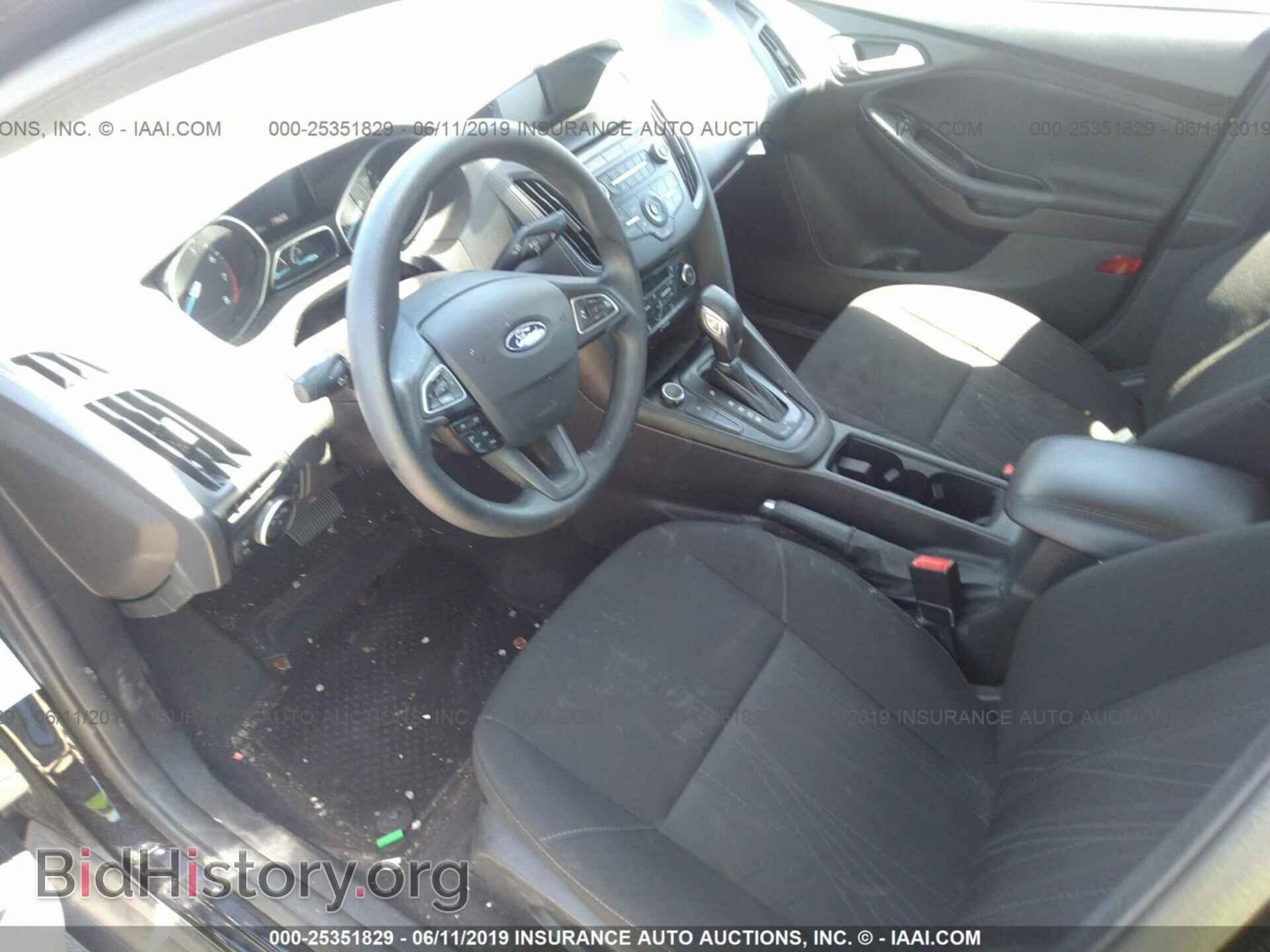 2017 FORD FOCUS - VIN: 1FADP3FE7HL304105 - Photo 5