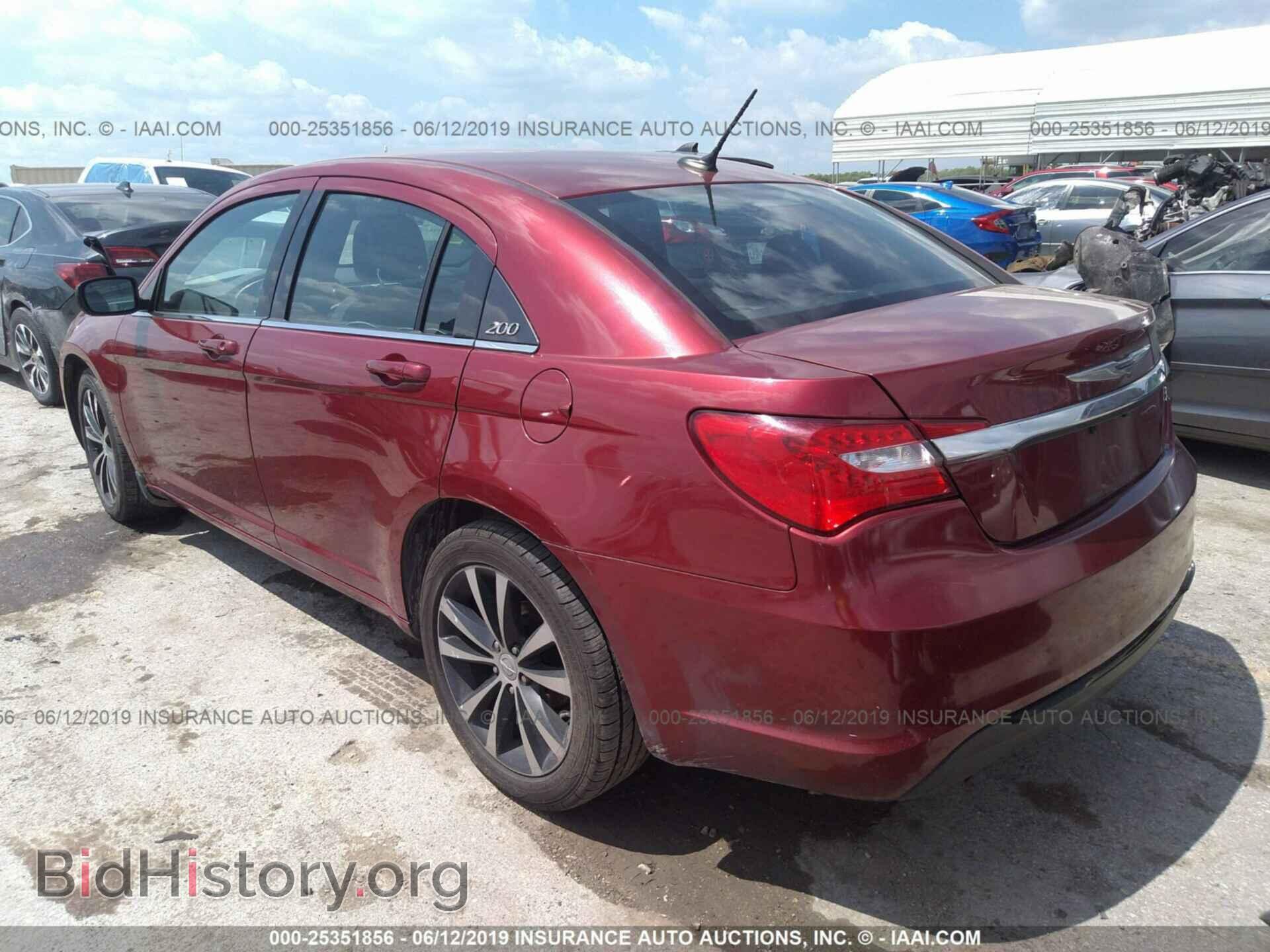 2013 CHRYSLER 200 - VIN: 1C3CCBBG9DN747538 - Фото 3