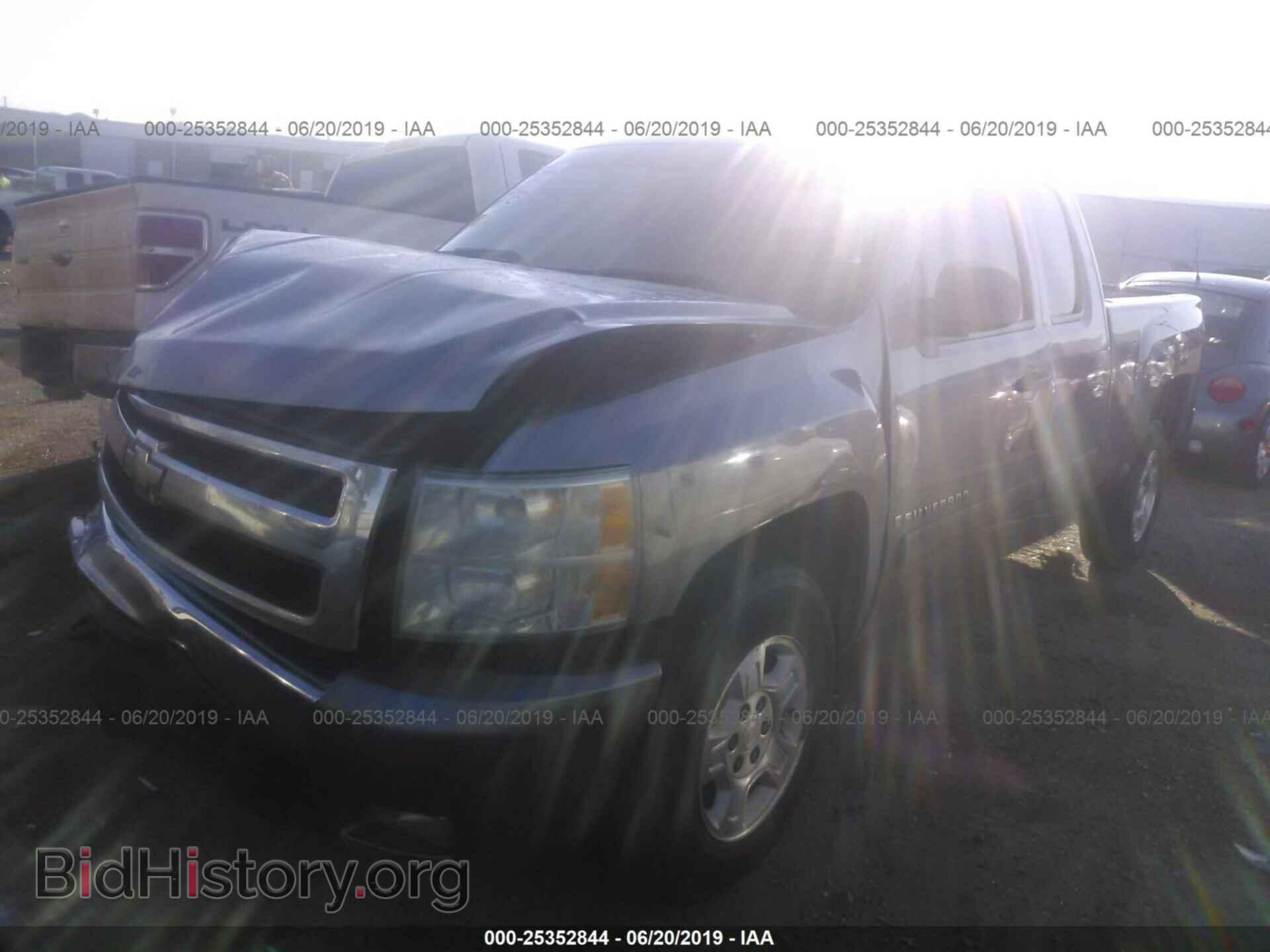 2007 CHEVROLET SILVERADO - VIN: 2GCEC19J571583405 - Фото 2