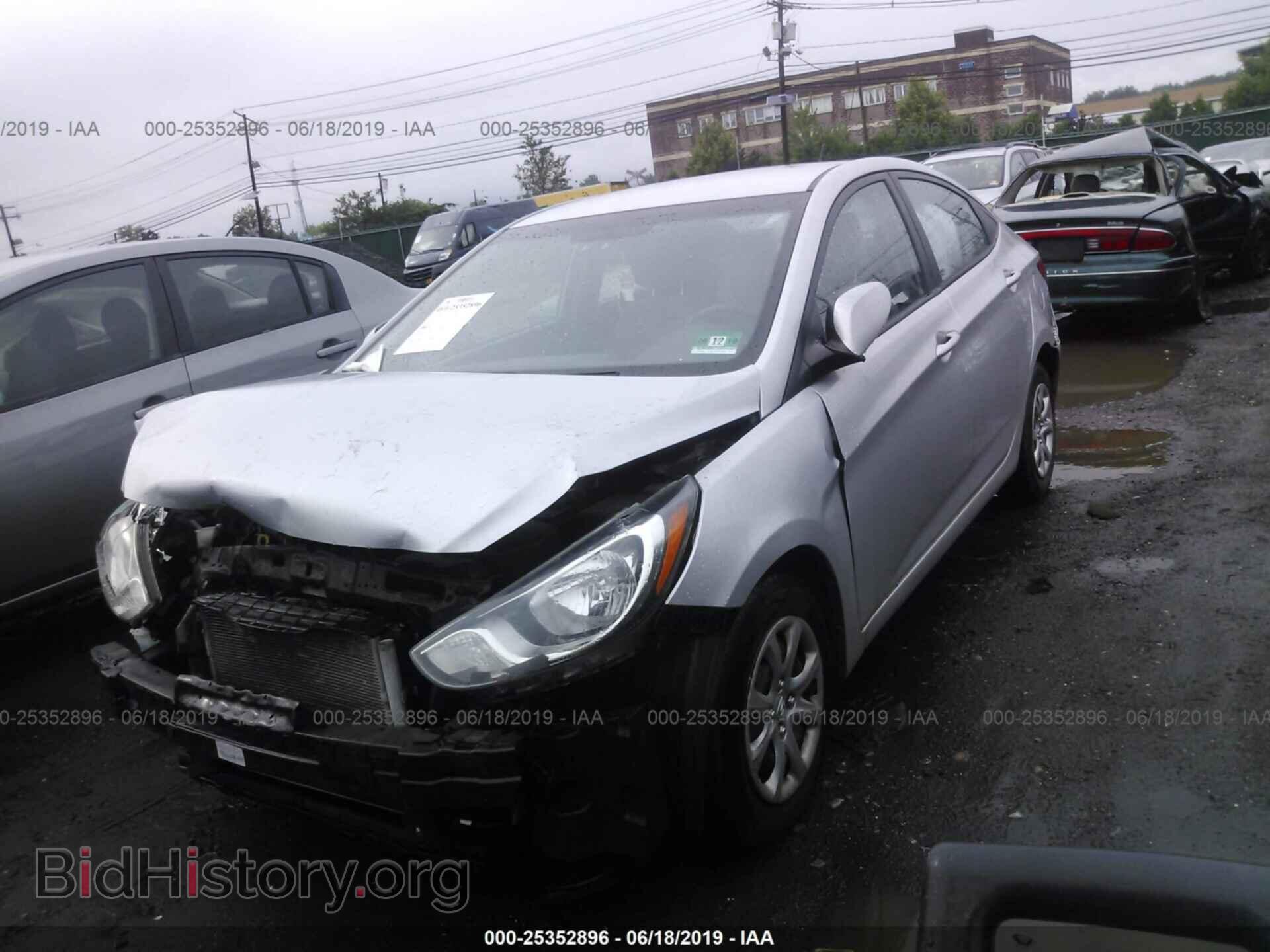 2013 HYUNDAI ACCENT - VIN: KMHCT4AE2DU539932 - Фото 2