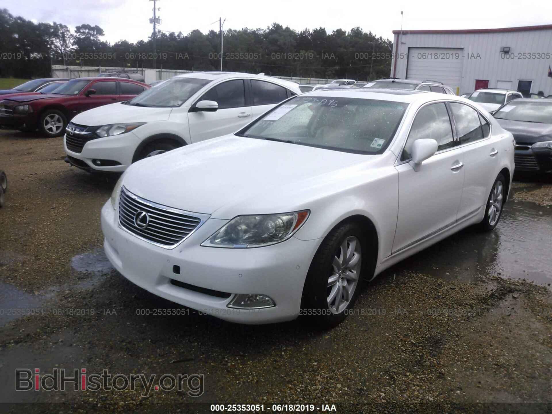 2007 LEXUS LS - VIN: JTHBL46F475039351 - Photo 2