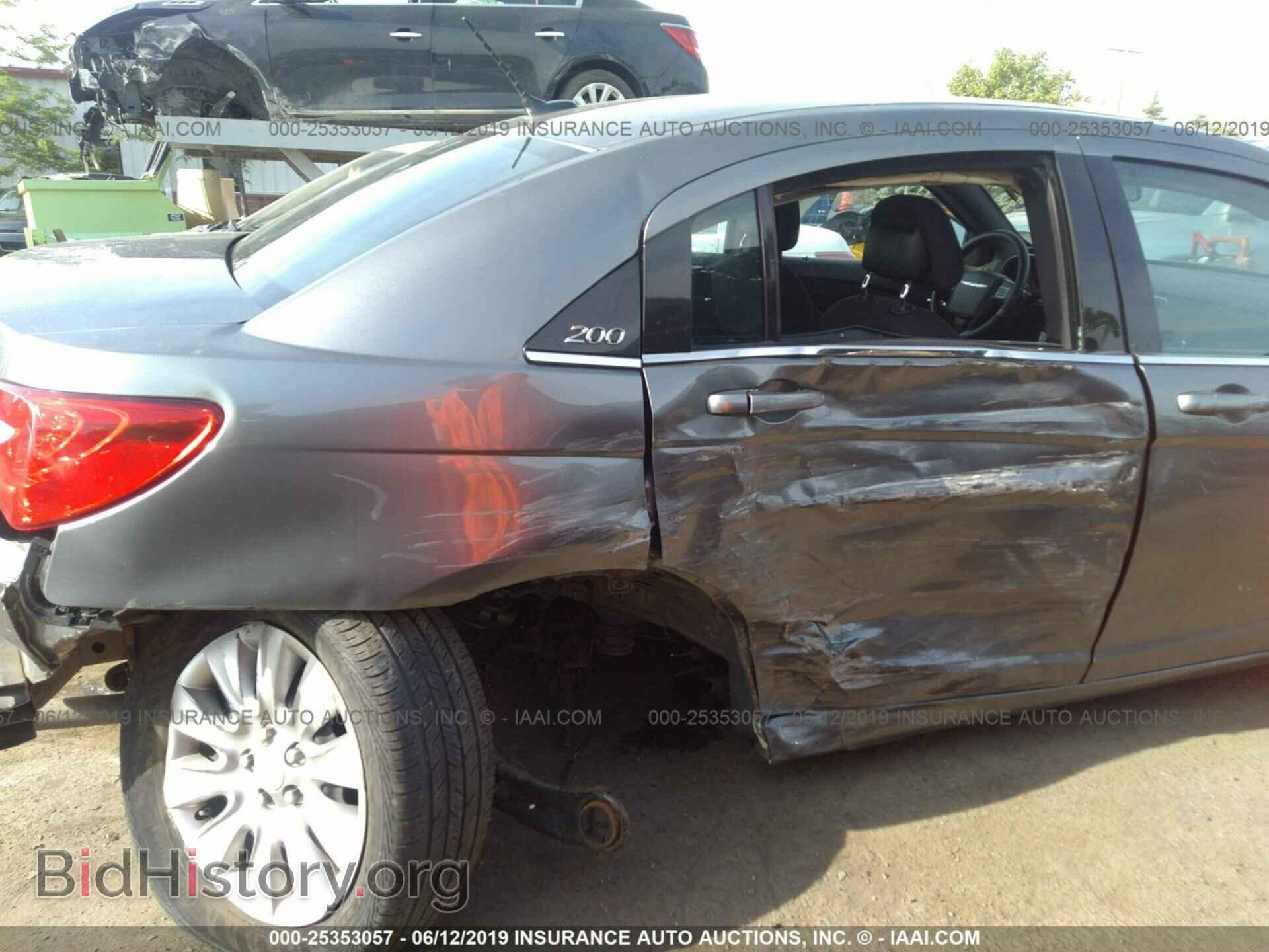 2013 CHRYSLER 200 - VIN: 1C3CCBAB8DN606241 - Фото 6