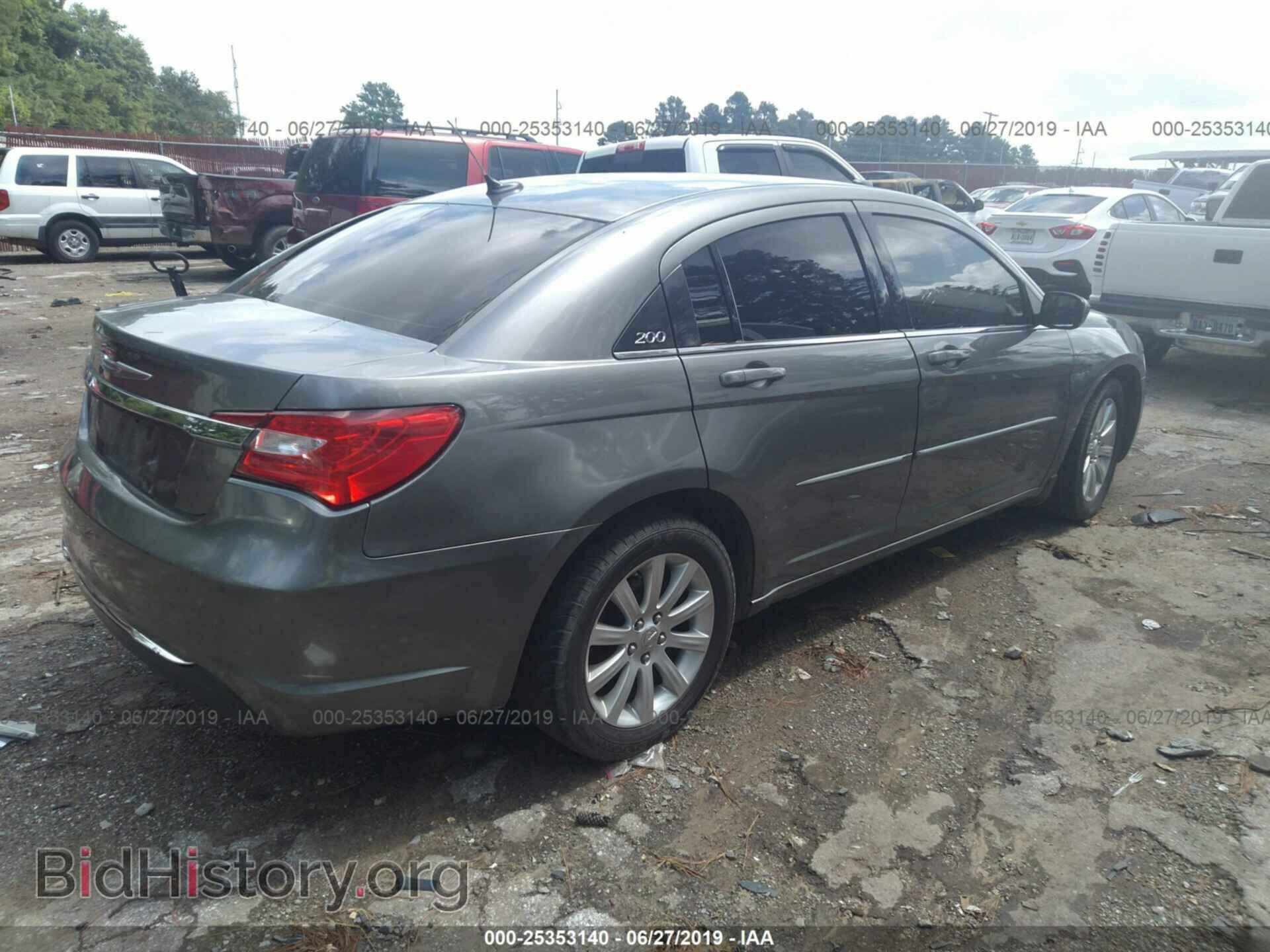 2012 CHRYSLER 200 - VIN: 1C3CCBBBXCN166682 - Фото 4