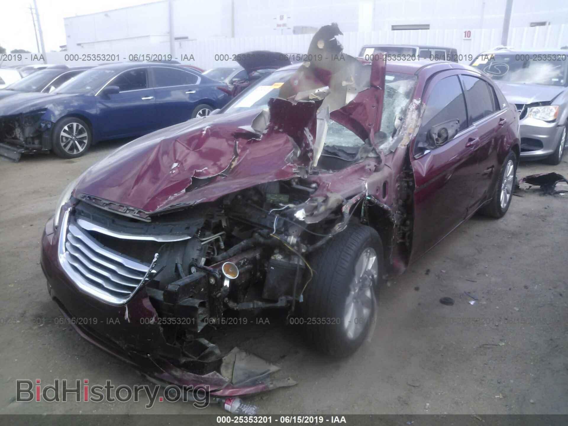2013 CHRYSLER 200 - VIN: 1C3CCBBB1DN770834 - Photo 2