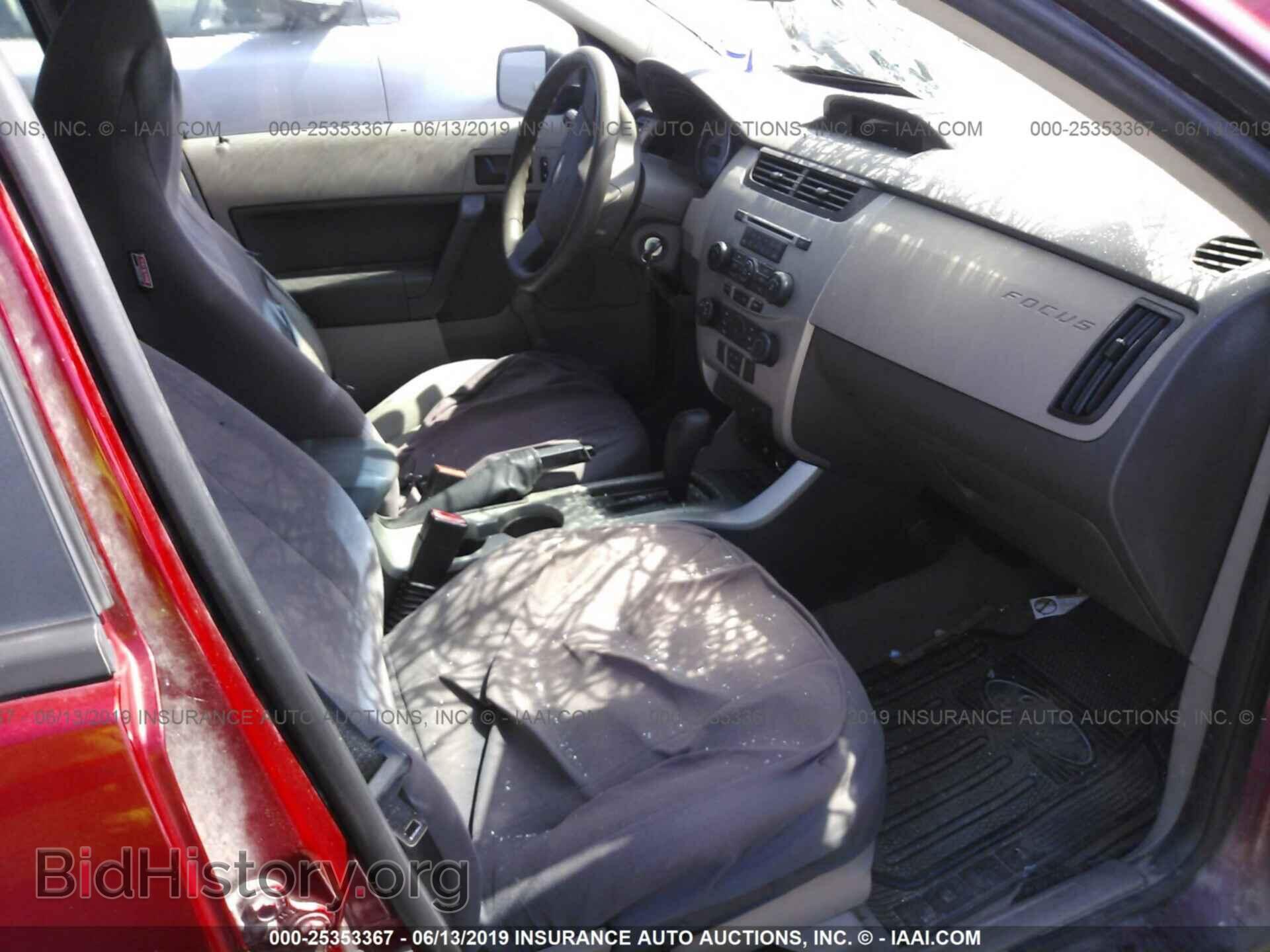 2011 FORD FOCUS - VIN: 1FAHP3EN6BW189747 - Photo 5