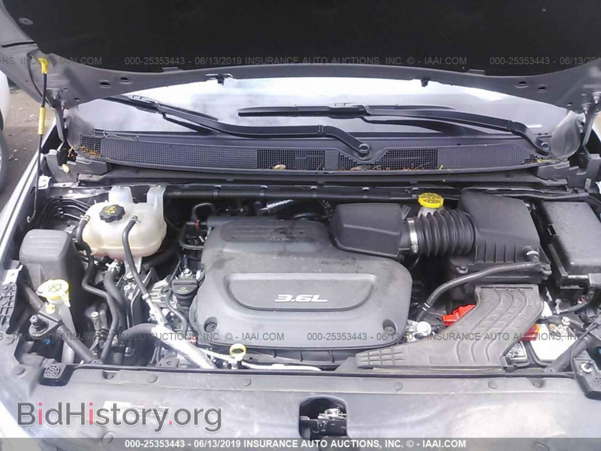 2018 CHRYSLER PACIFICA - VIN: 2C4RC1EG2JR292591 - Фото 10