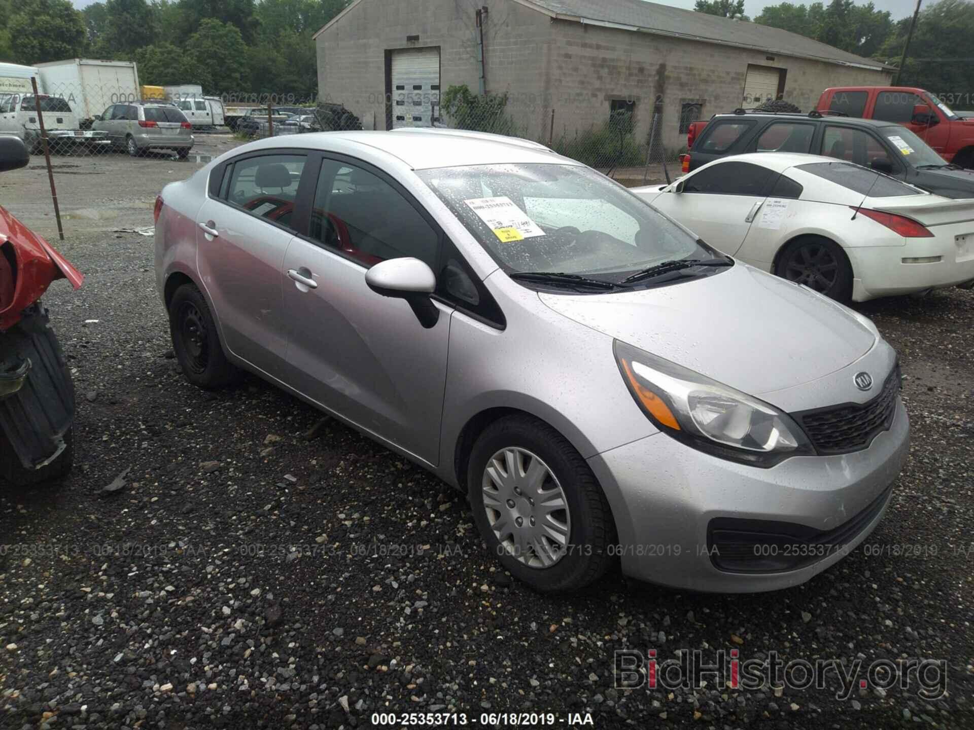 Photo KNADM4A36C6076617 - KIA RIO 2012