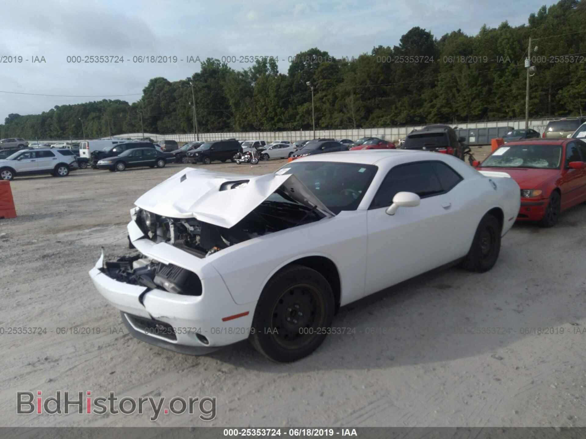 2018 DODGE CHALLENGER - VIN: 2C3CDZAG4JH246777 - Photo 2