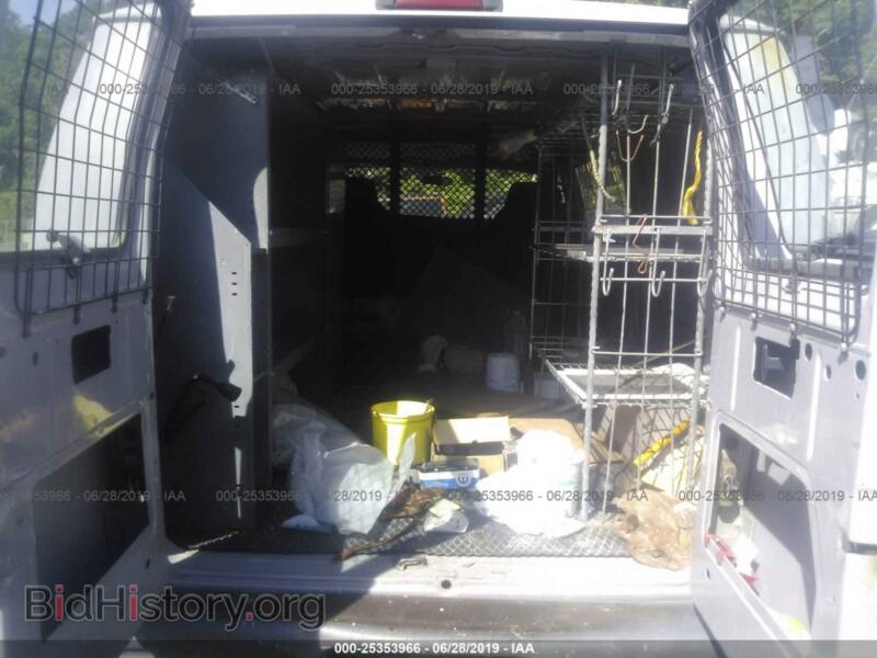 2003 Dodge RAM VAN (VIN 2D7JB21Y33K526145) — photo 8 of 10