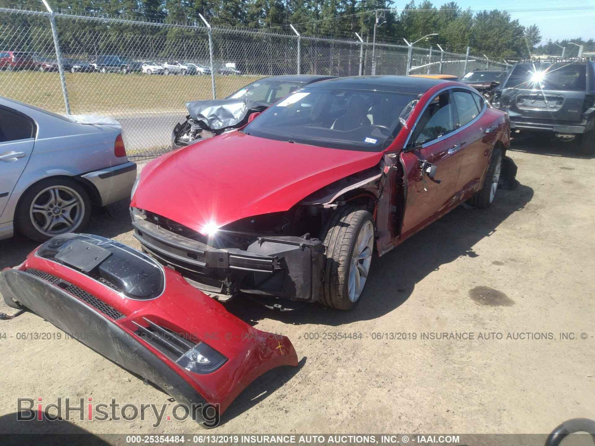 2015 TESLA MODEL S - VIN: 5YJSA1E4XFF107963 - Фото 2