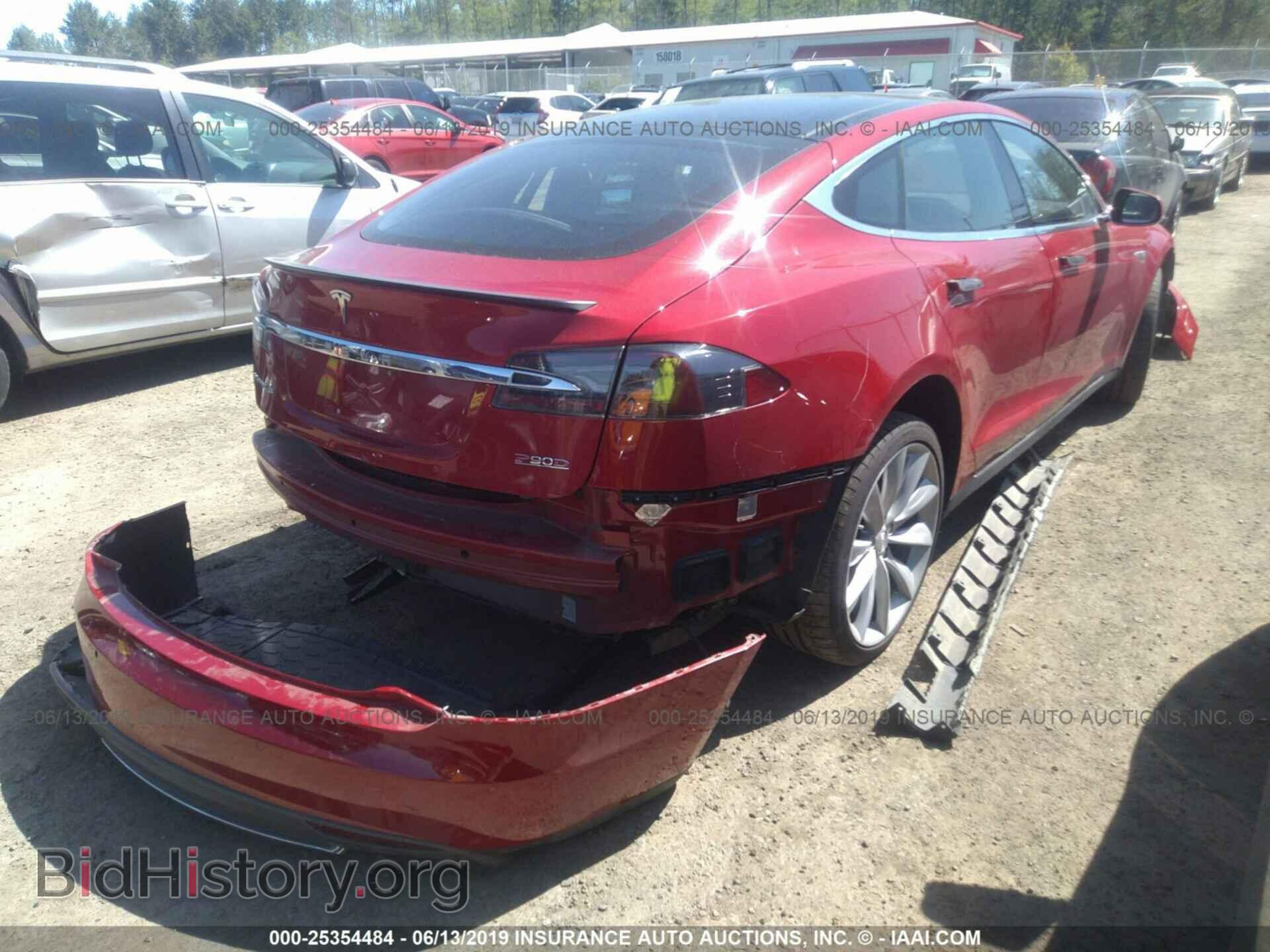 2015 TESLA MODEL S - VIN: 5YJSA1E4XFF107963 - Фото 4